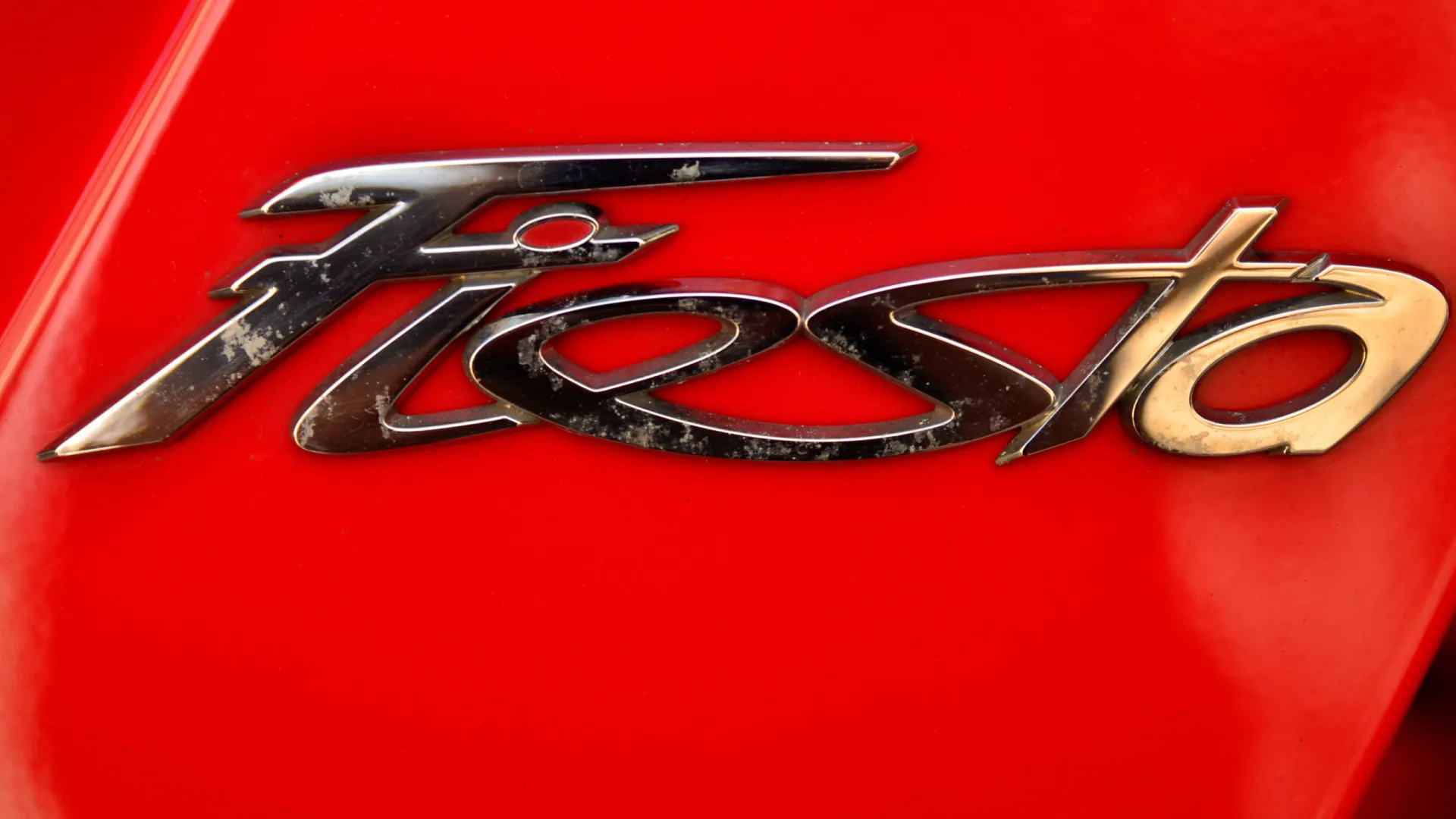 
                    Primeiro Ford com plataforma Renault pode ser o regresso do Fiesta
                