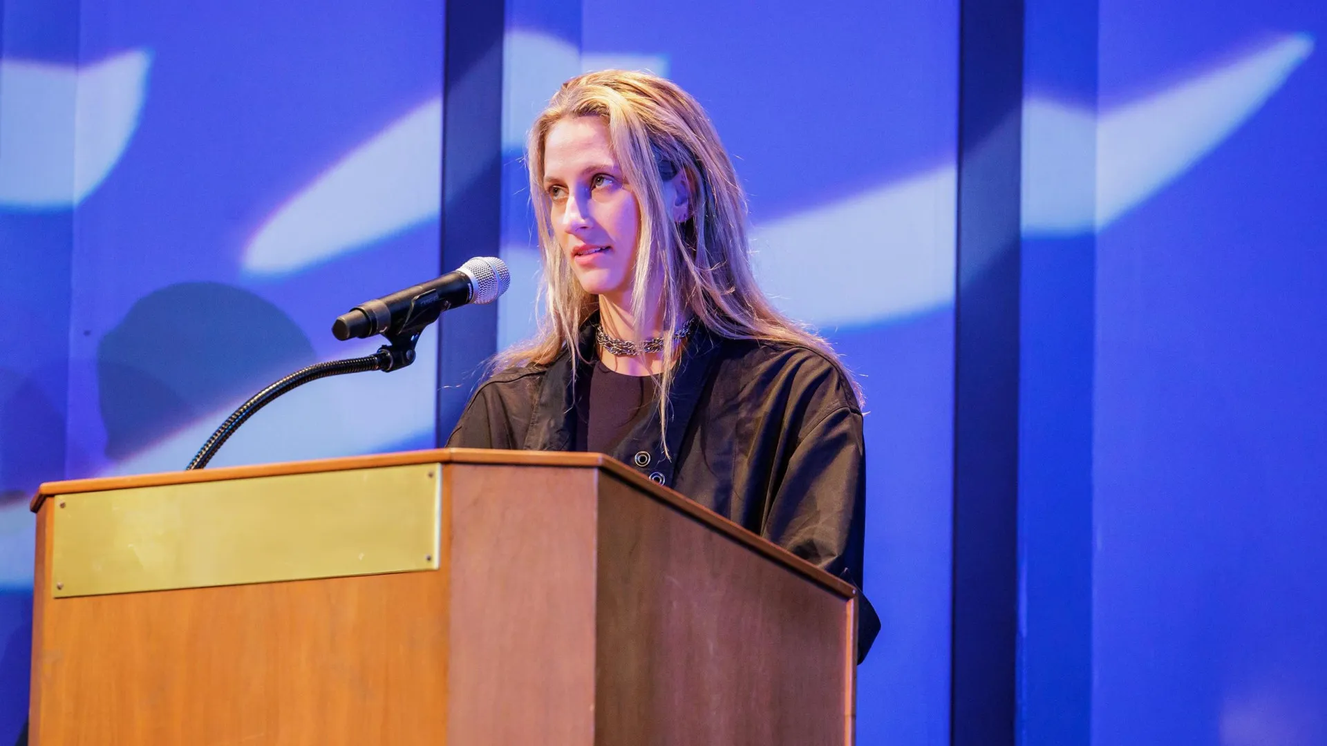 Ex-OpenAI diz que empresa cometerá os mesmos erros do Facebook