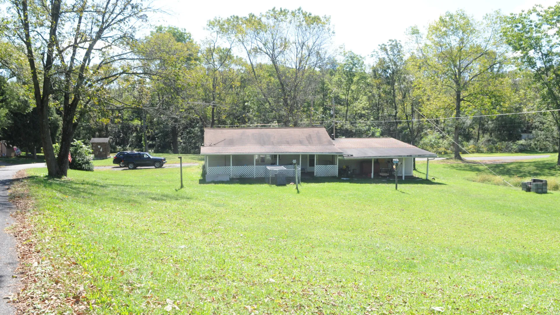 
                    Compram casa de sonho e... descobrem que estão perante um filme de terror
                