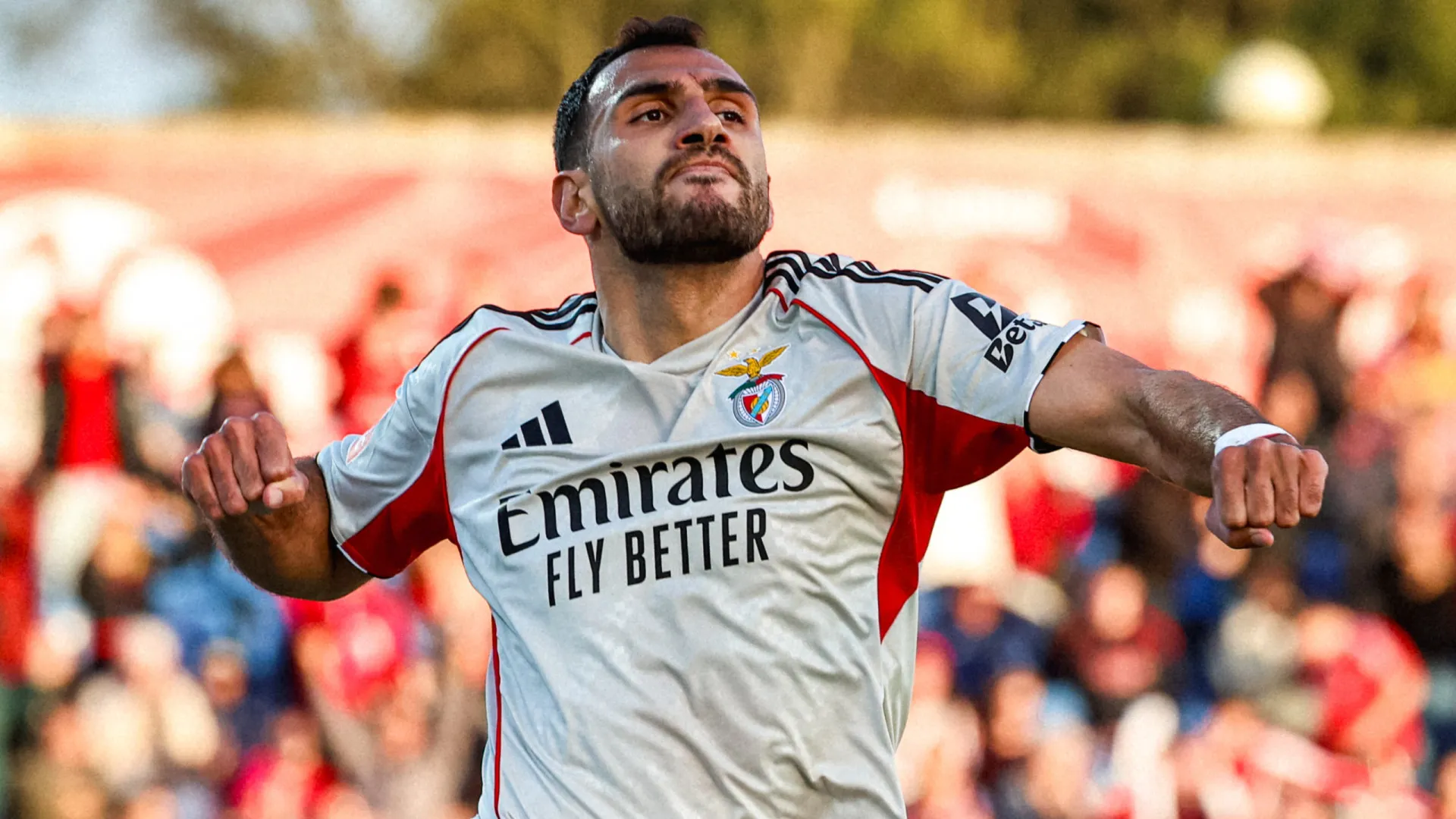 Pavlidis ‘oferece’ golo a Tomás Araújo: “Meio golo é dele”