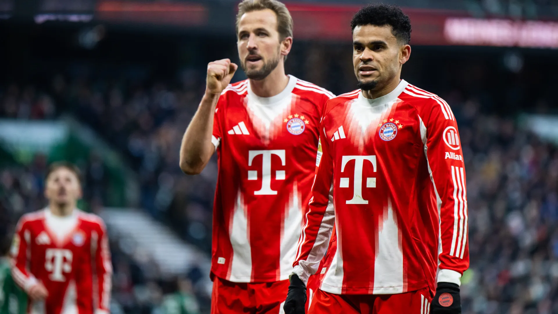 
                    'Bis' de Harry Kane ajuda Bayern Munique a repor distância na Bundesliga
                