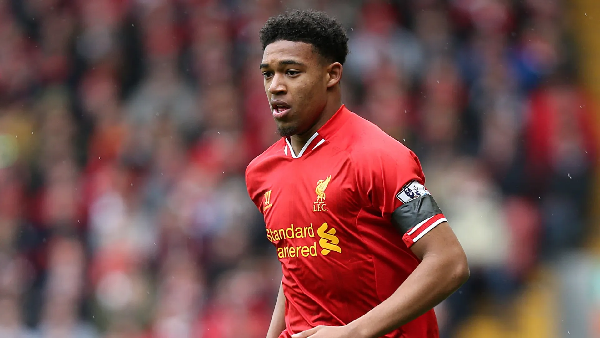 
                    Brilhou na Premier League pelo Liverpool e foi preso por alegada agressão
                