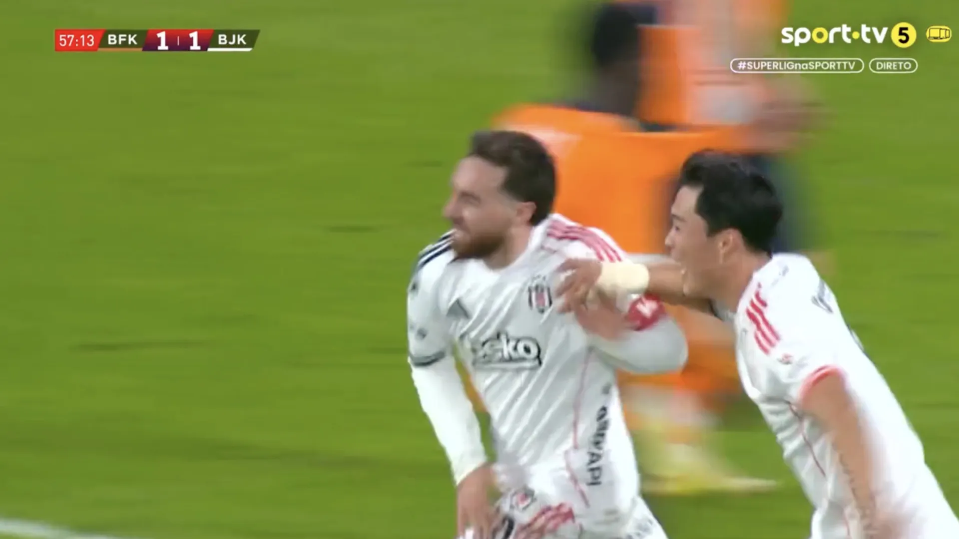 
                    Onde andava este Kokçu? Ex-Benfica marca pelo quinto jogo consecutivo
                