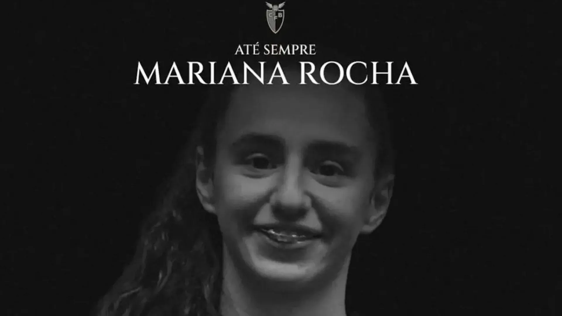 
                    Tragédia no feminino. Jogadora de futebol morre com apenas 22 anos
                