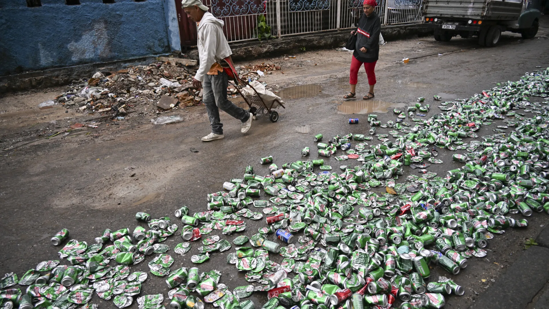 
                    Espanha vai fornecer ajuda humanitária a Cuba através da ONU
                