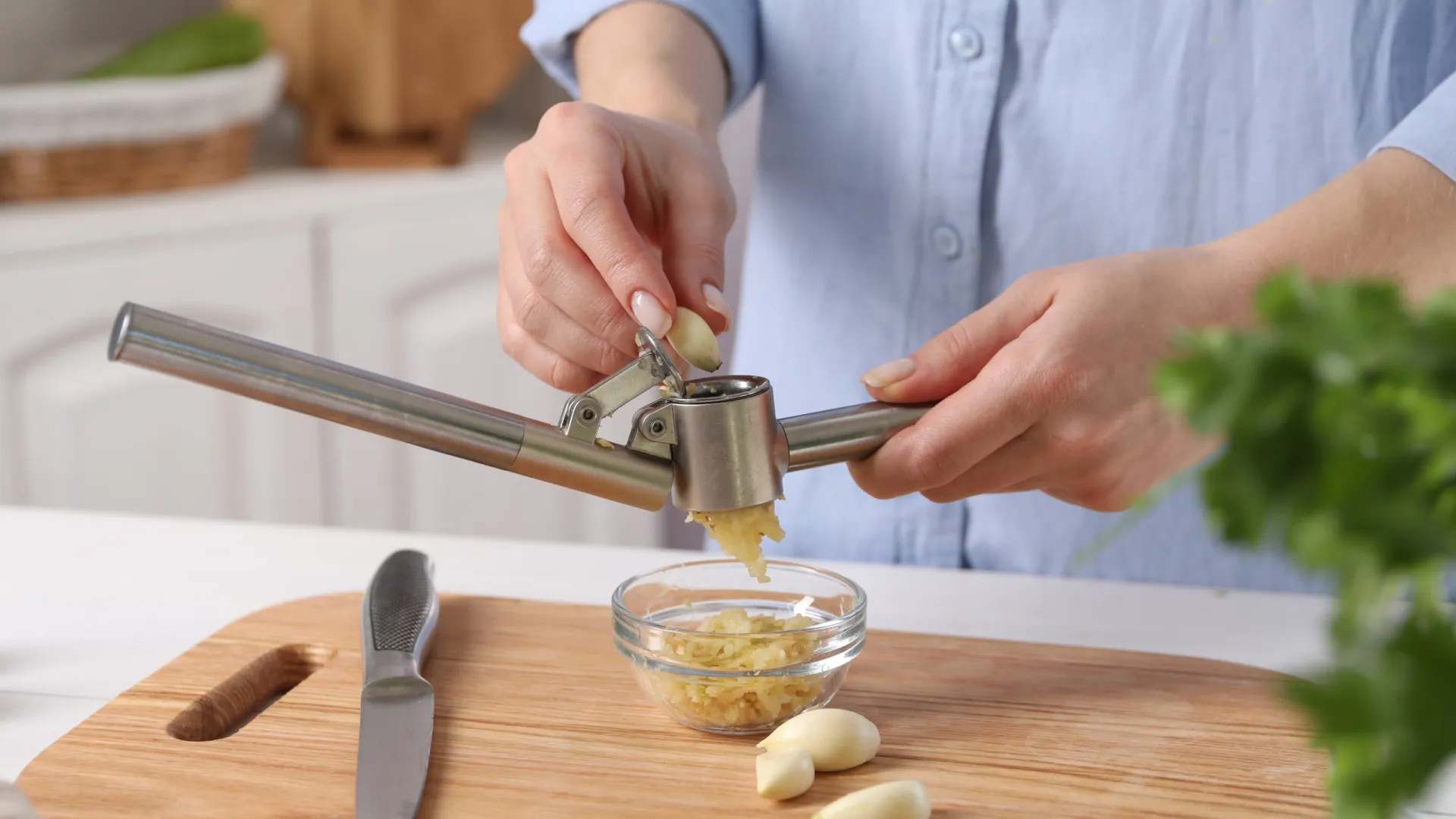 
                    Quatro coisas que os chefs profissionais nunca usam nas suas cozinhas
                