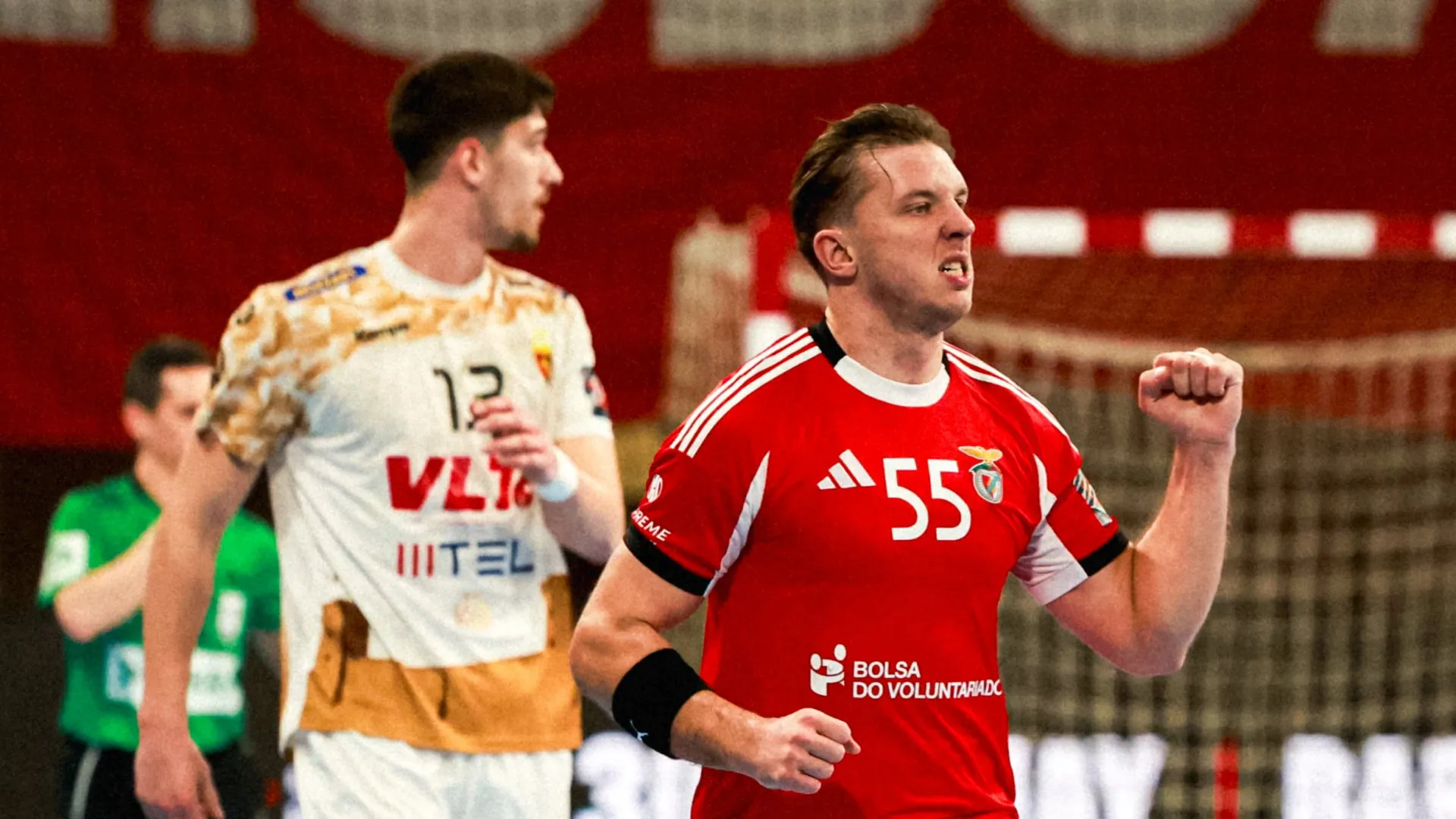 
                    Benfica voa na Europa e vence HC Vardar. FC Porto perde com o Skanderborg
                