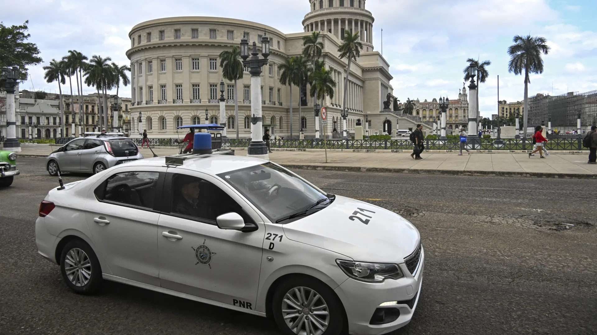 
                    Polícia cubana detém novamente dissidente Alina Bárbara López
                