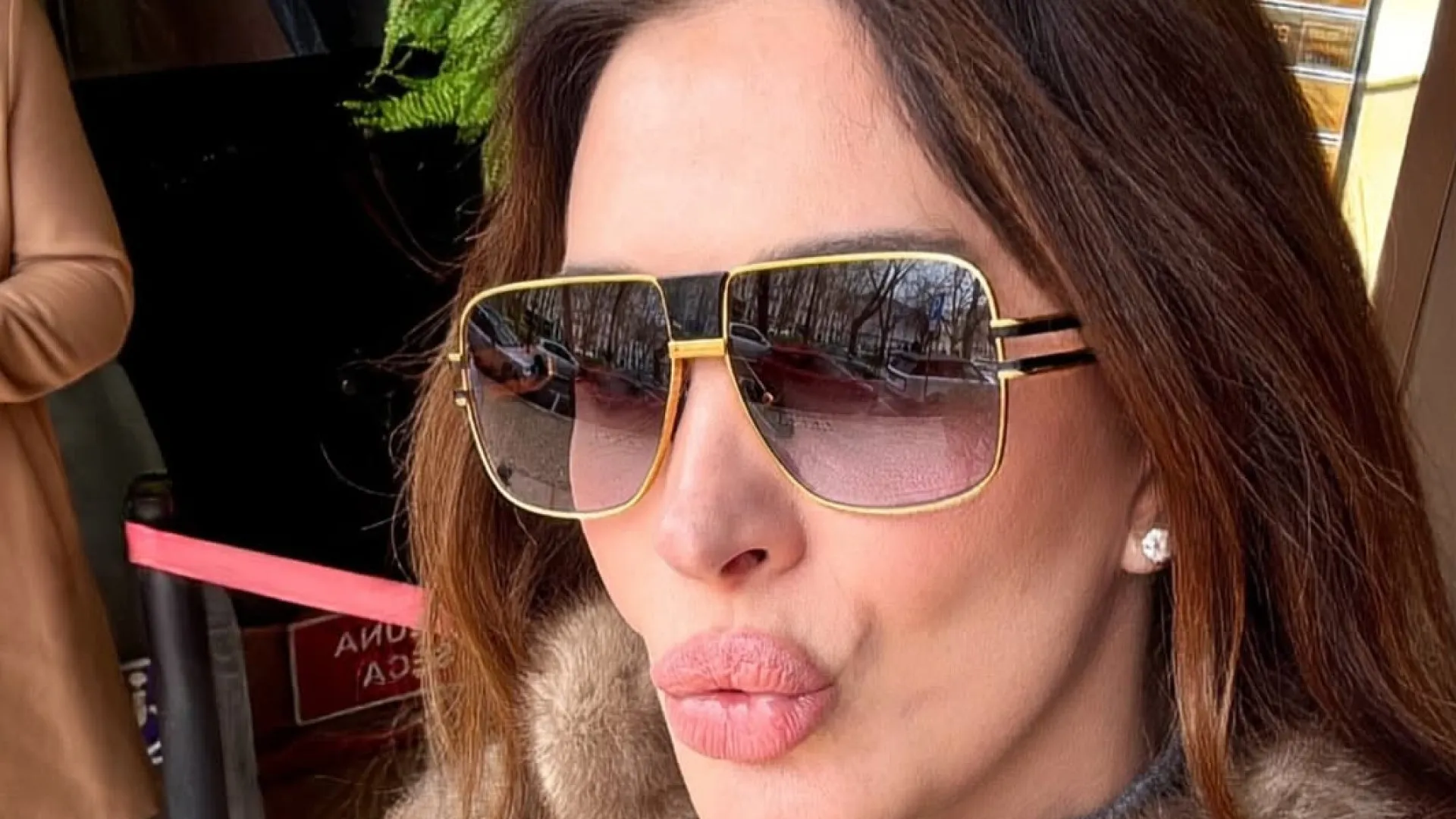 
                    Cláudia Raia e as fotos de 