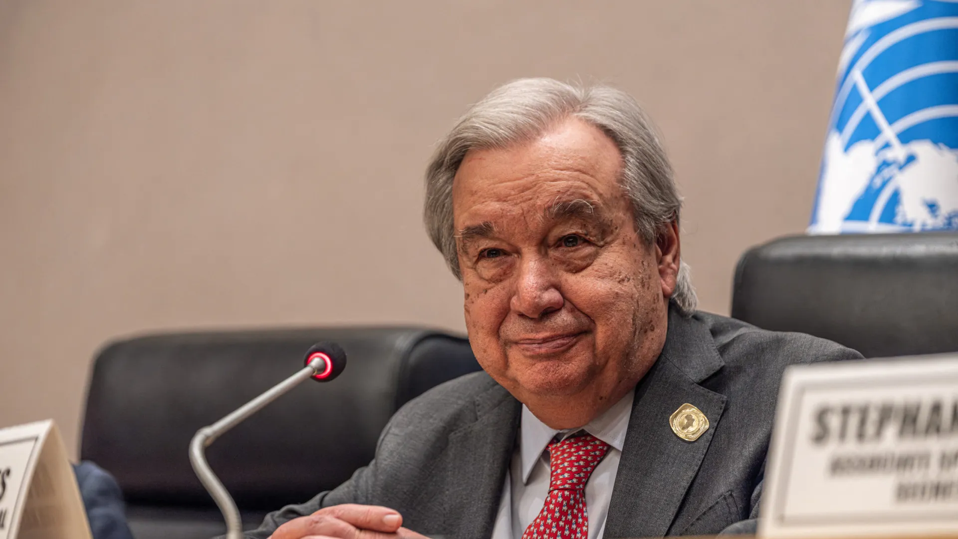 
                    ONU só presta contas aos seus Estados e 