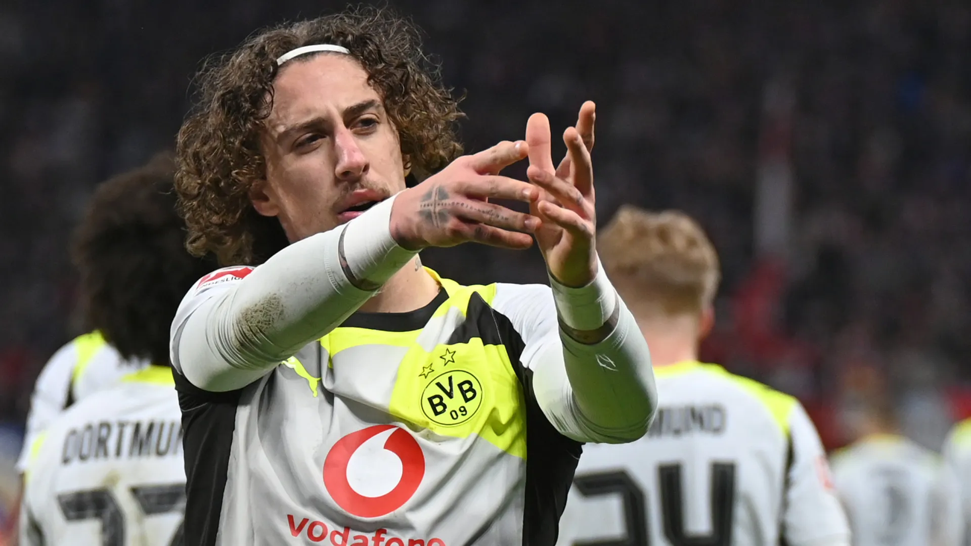 Dortmund empata com golo de Fábio Silva e atrasa-se na Bundesliga