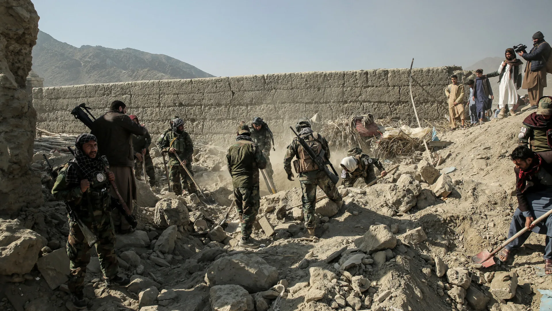 
                    Afeganistão anuncia 