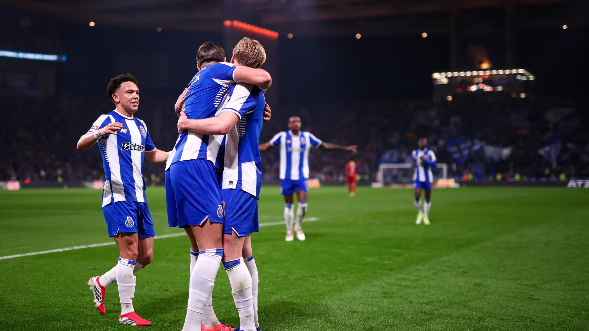 "O FC Porto parece-me forte para conquistar o título"