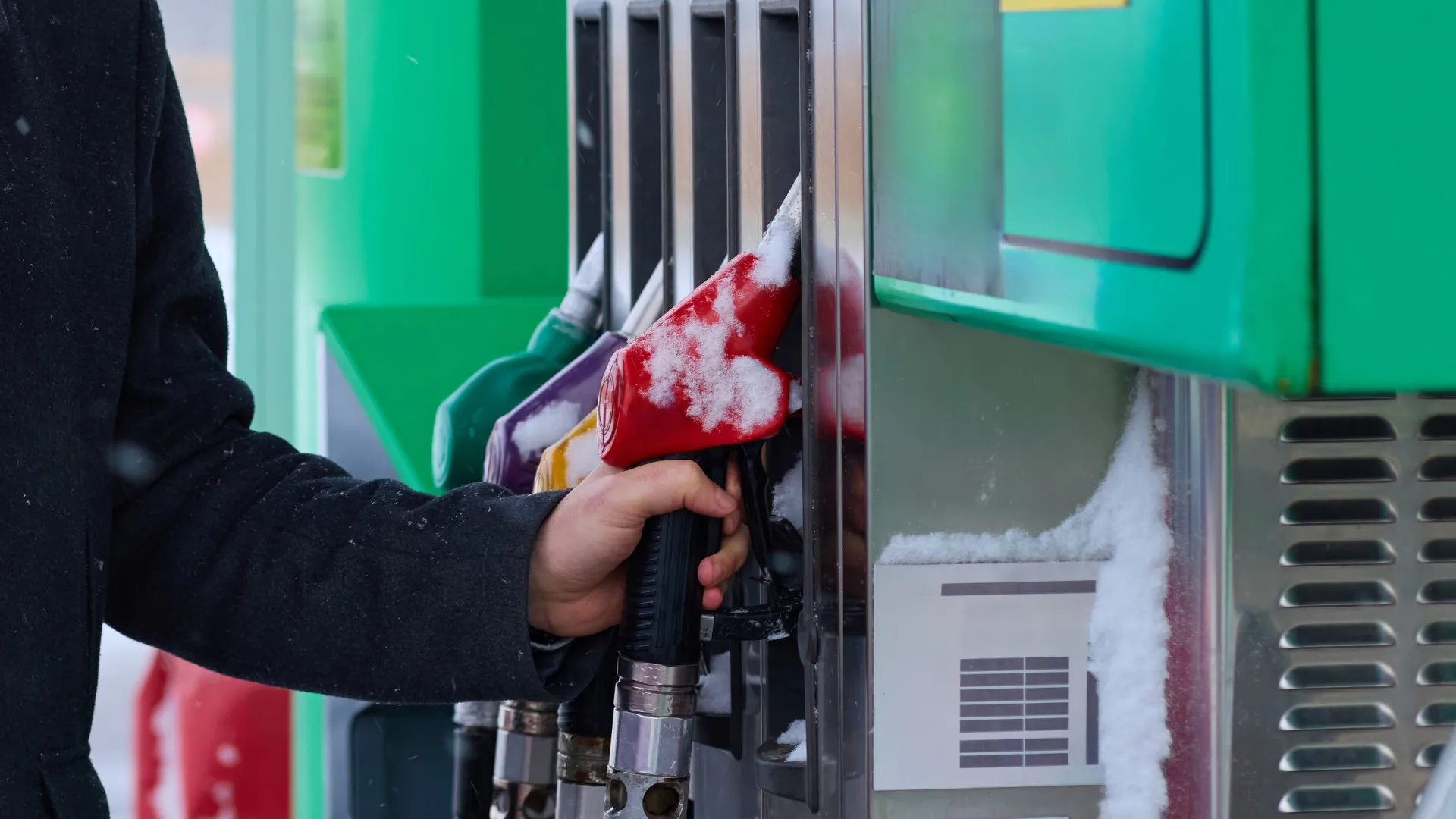 
                    Viu o que aconteceu aos combustíveis? Confira quais são agora os preços
                