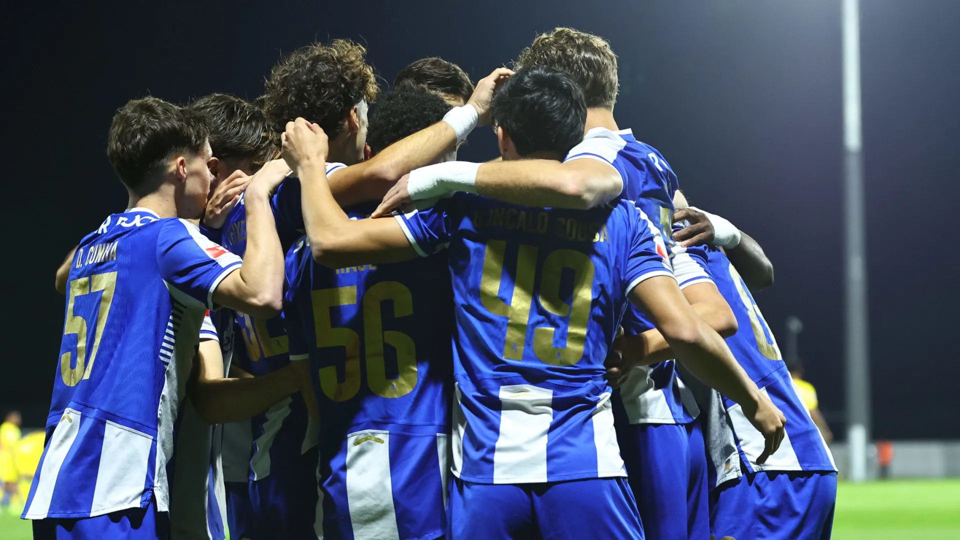 
                    FC Porto B vence Paços de Ferreira com golo no primeiro minuto
                