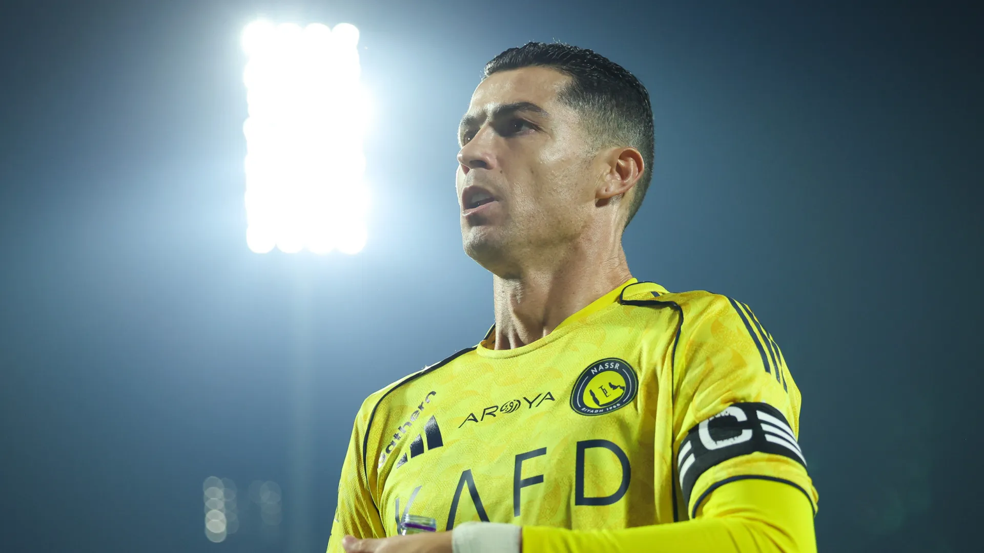 Oficial: Cristiano Ronaldo compra 25% do Almería, clube de Espanha