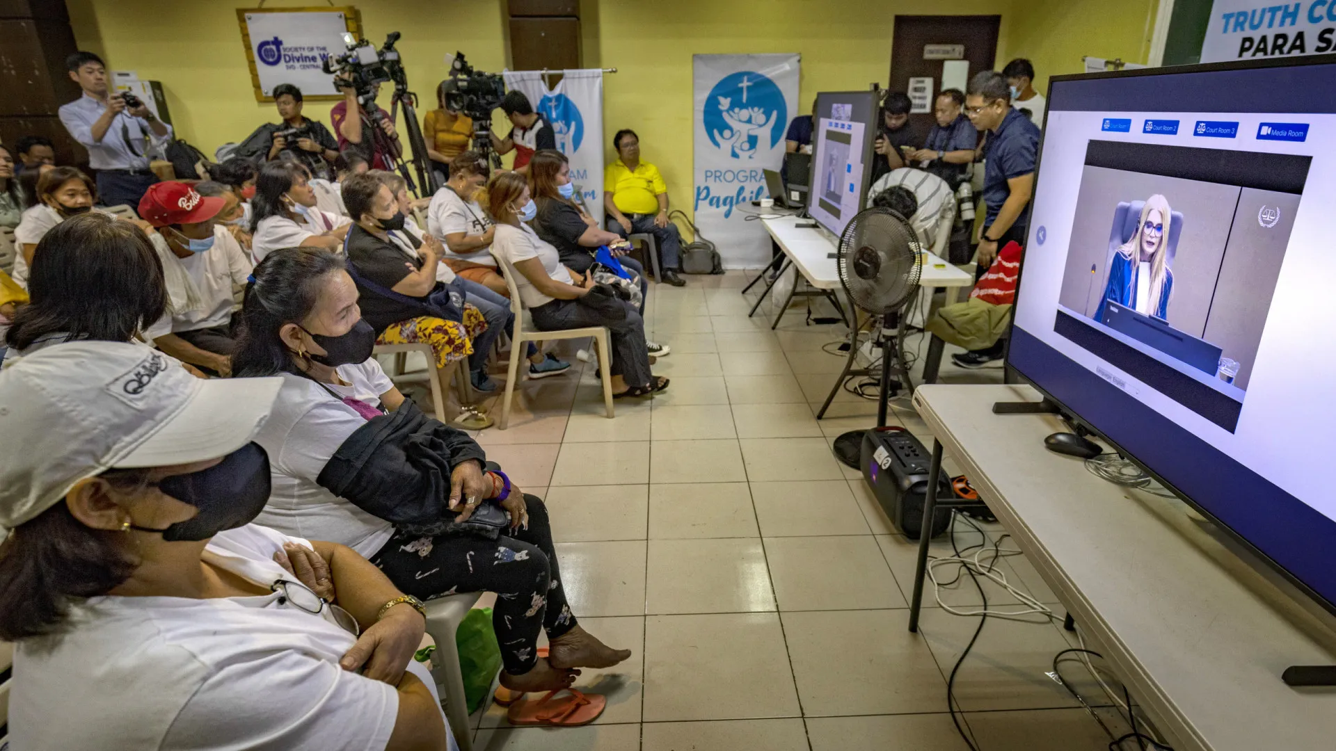 
                    Procurador do TPI diz que Duterte fez 