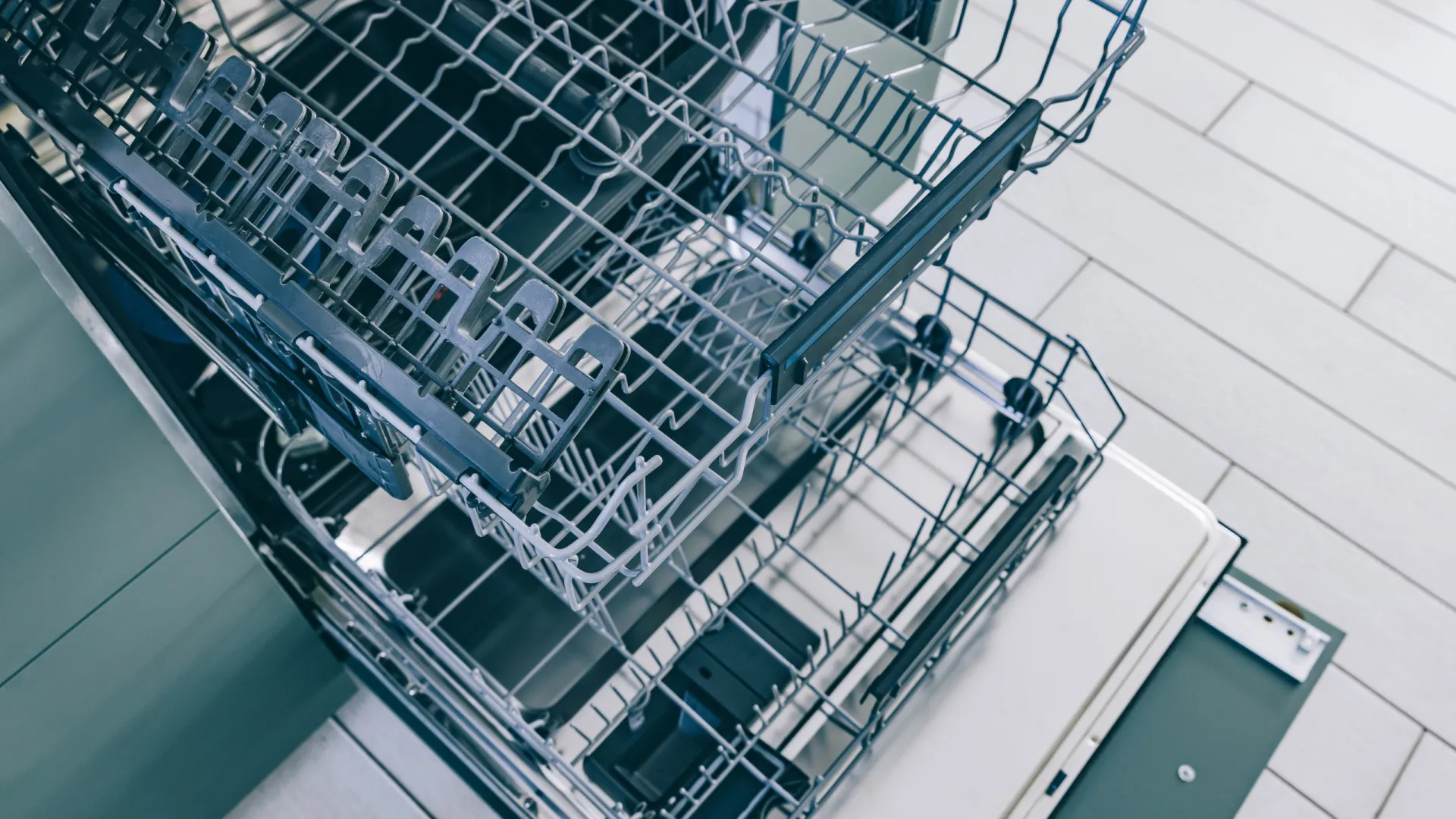 
                    O truque da máquina de lavar loiça que deixa a sua cozinha a cheirar bem
                