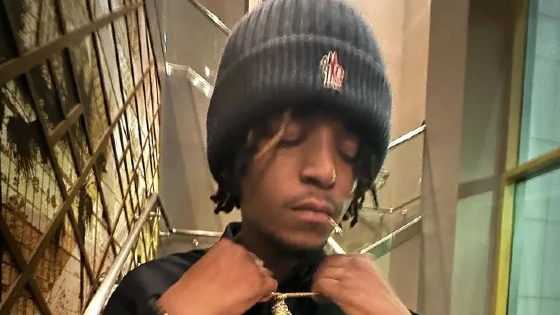 
                    Rapper Luci4 morre aos 23 anos. 