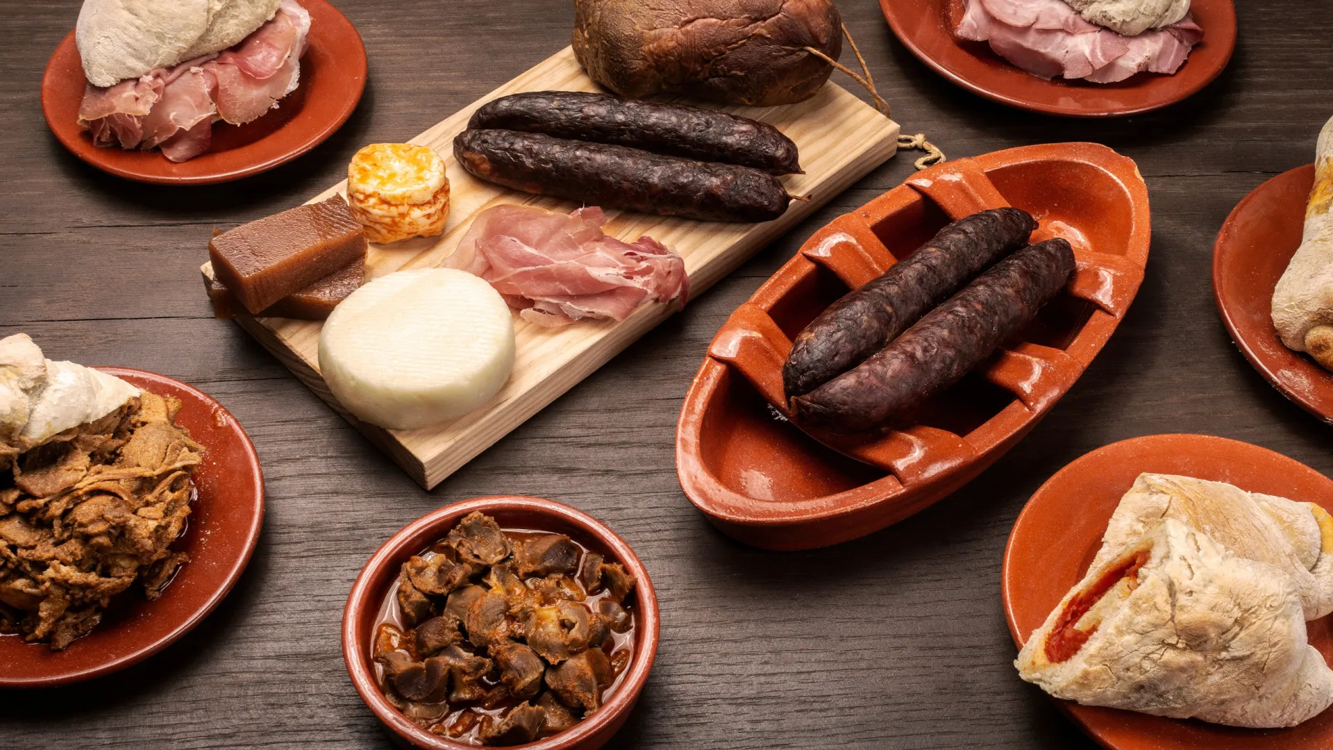 
                    Tasquinhas de Rio Maior abrem na sexta-feira com gastronomia e animação
                