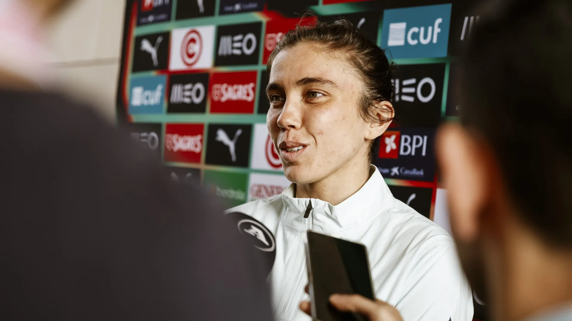 
                    Pauleta assume que participar no Mundial2027 é 