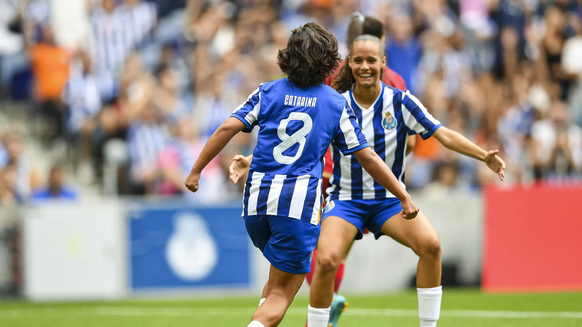 
                    FC Porto é destacado em Inglaterra e Villas-Boas atira: 