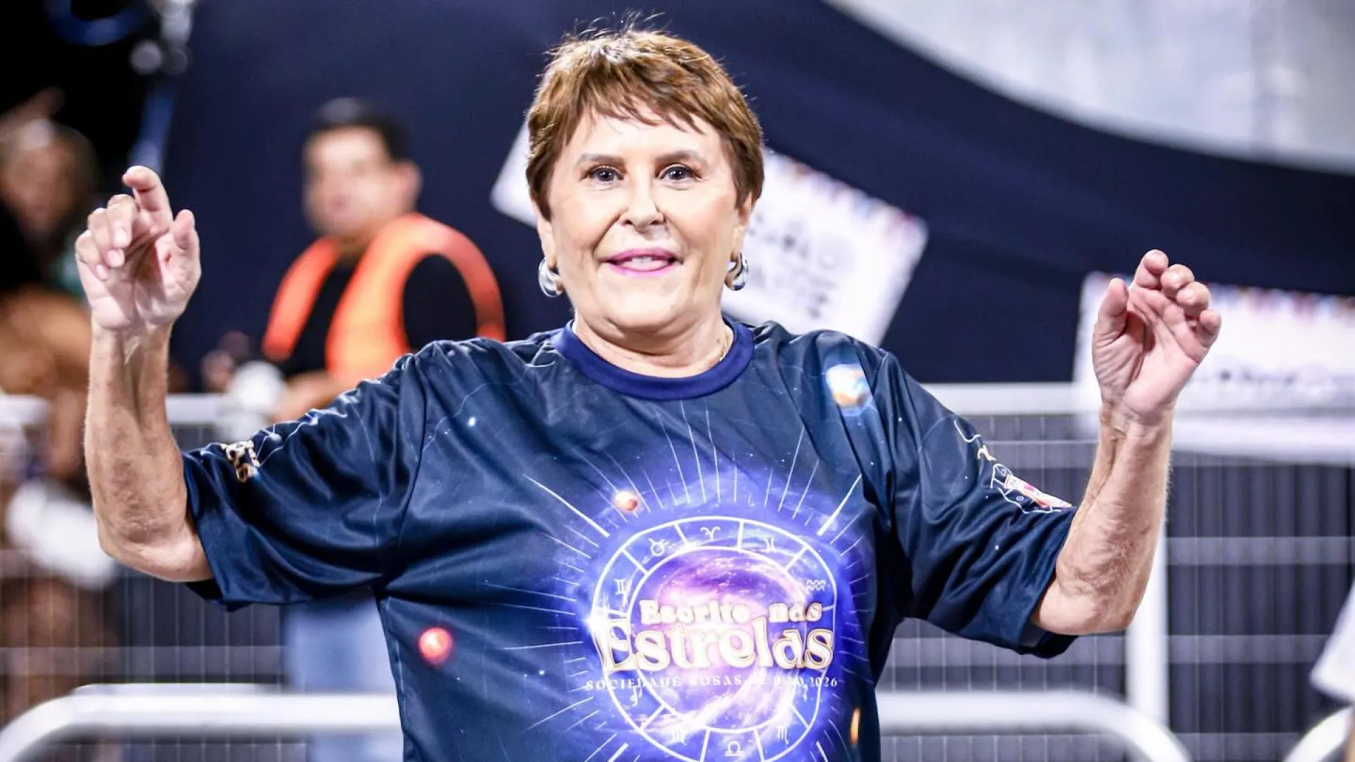 Estrela das redes: Astróloga Márcia Sensitiva internada após fortes dores