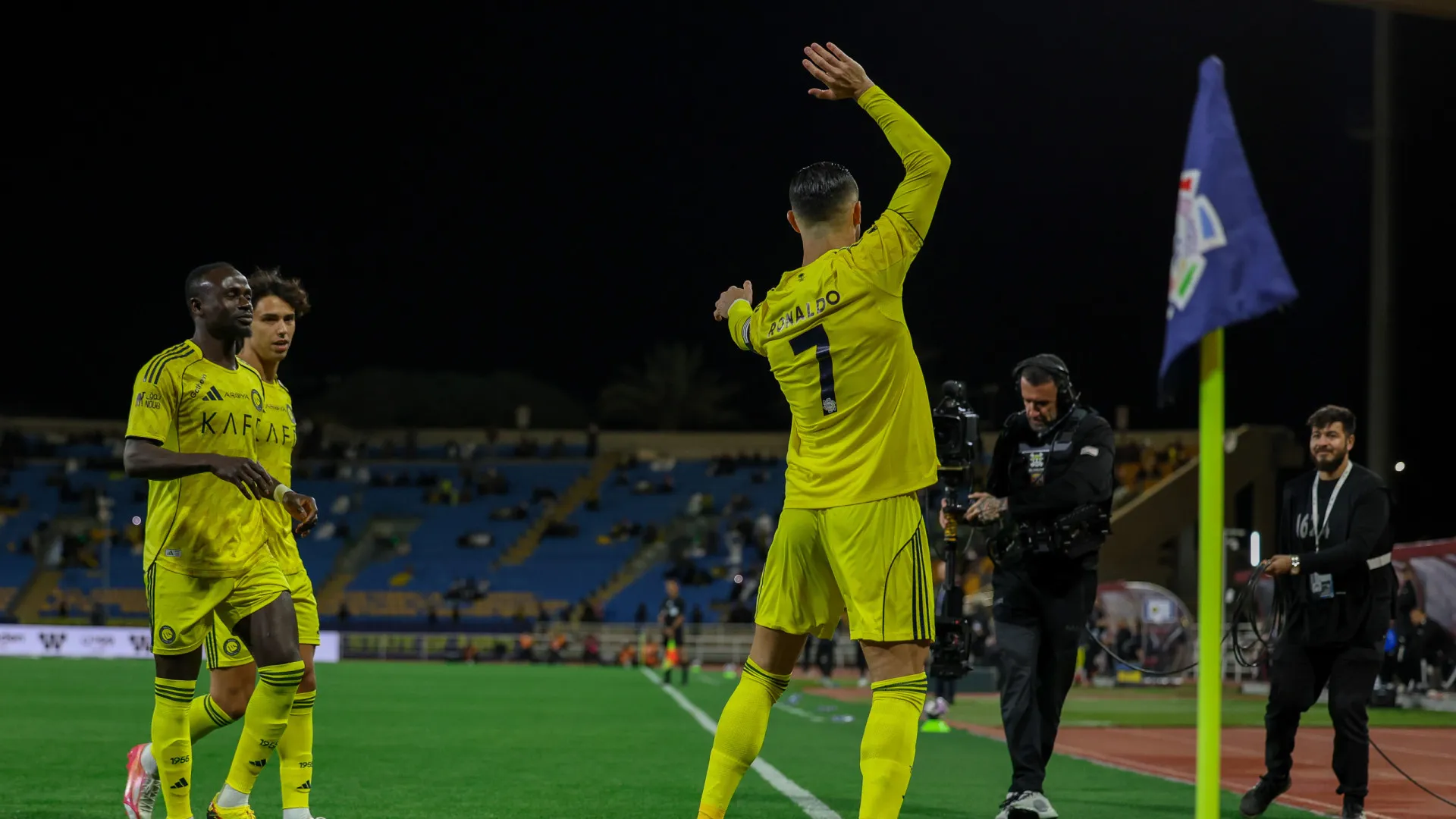 
                    Cristiano Ronaldo dá espetáculo na Arábia no regresso do Al Nassr ao topo
                
