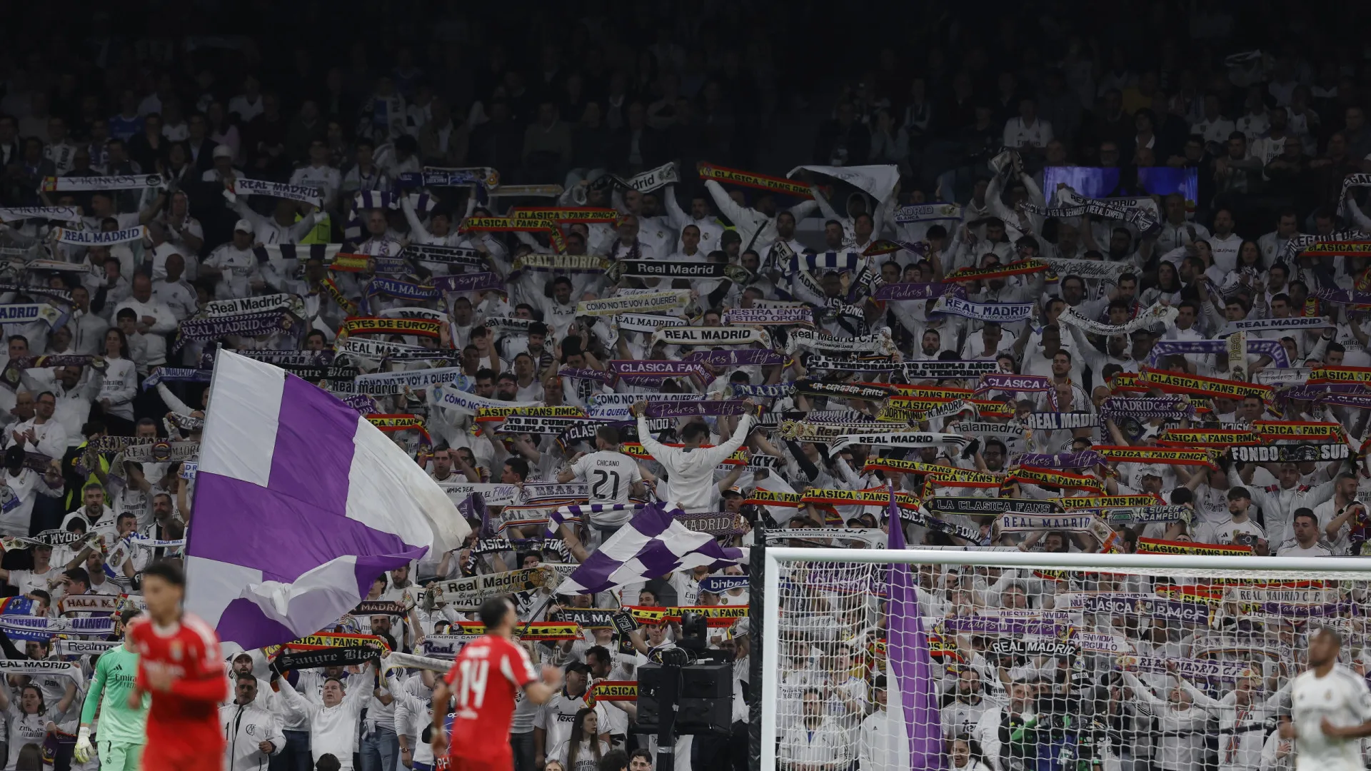 
                    Adepto que fez saudação nazi defende-se: 