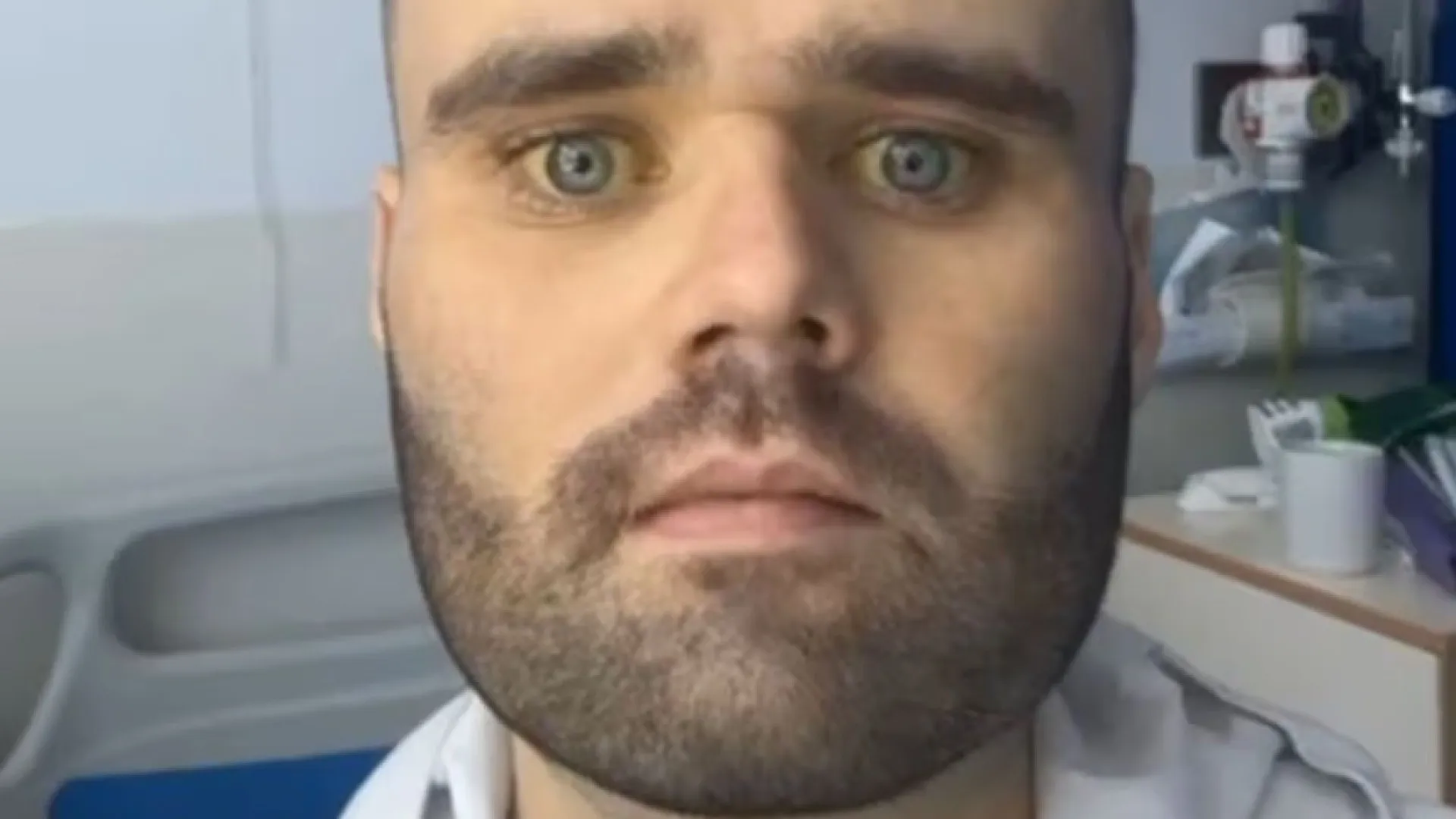 
                    Bebia 6 garrafas de vinho por dia. Isto foi o que aconteceu ao seu corpo
                