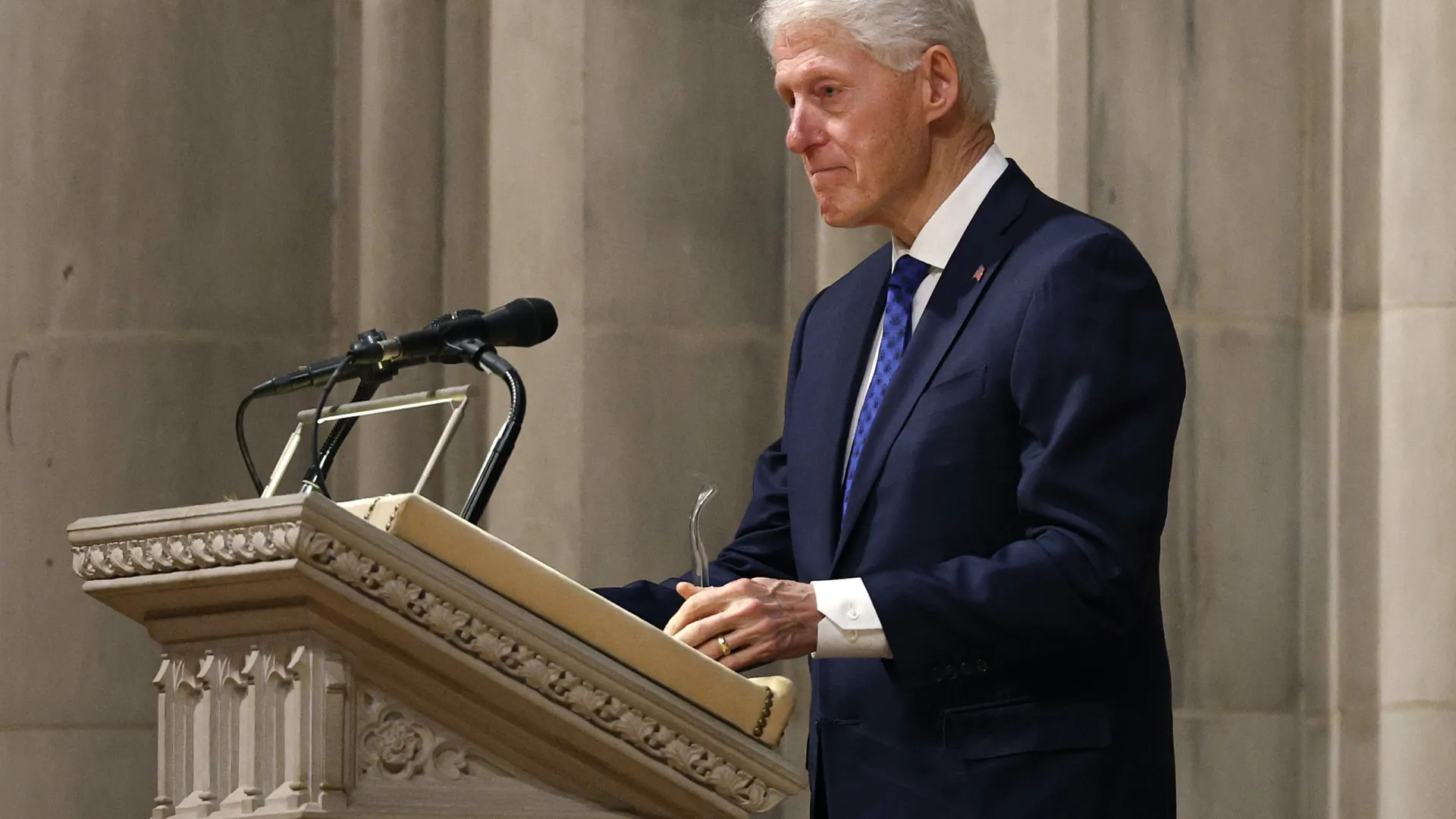 
                    Bill Clinton sobre Epstein garante: 