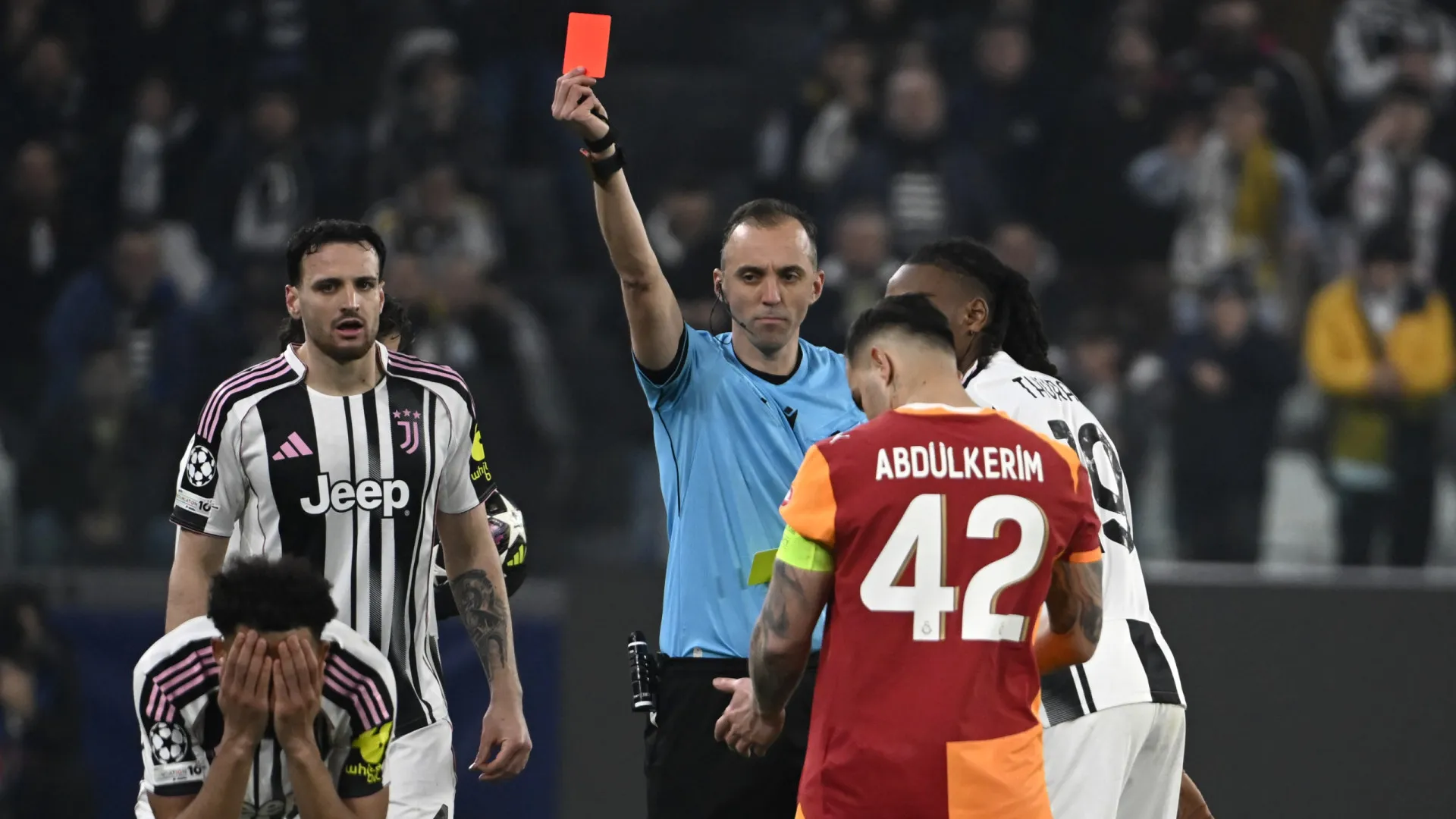 
                    João Pinheiro arrasado por CEO da Juventus: 