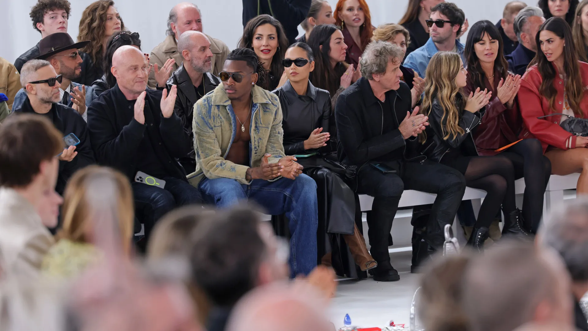 
                    Futebolista português Rafael Leão na Semana da Moda de Milão
                