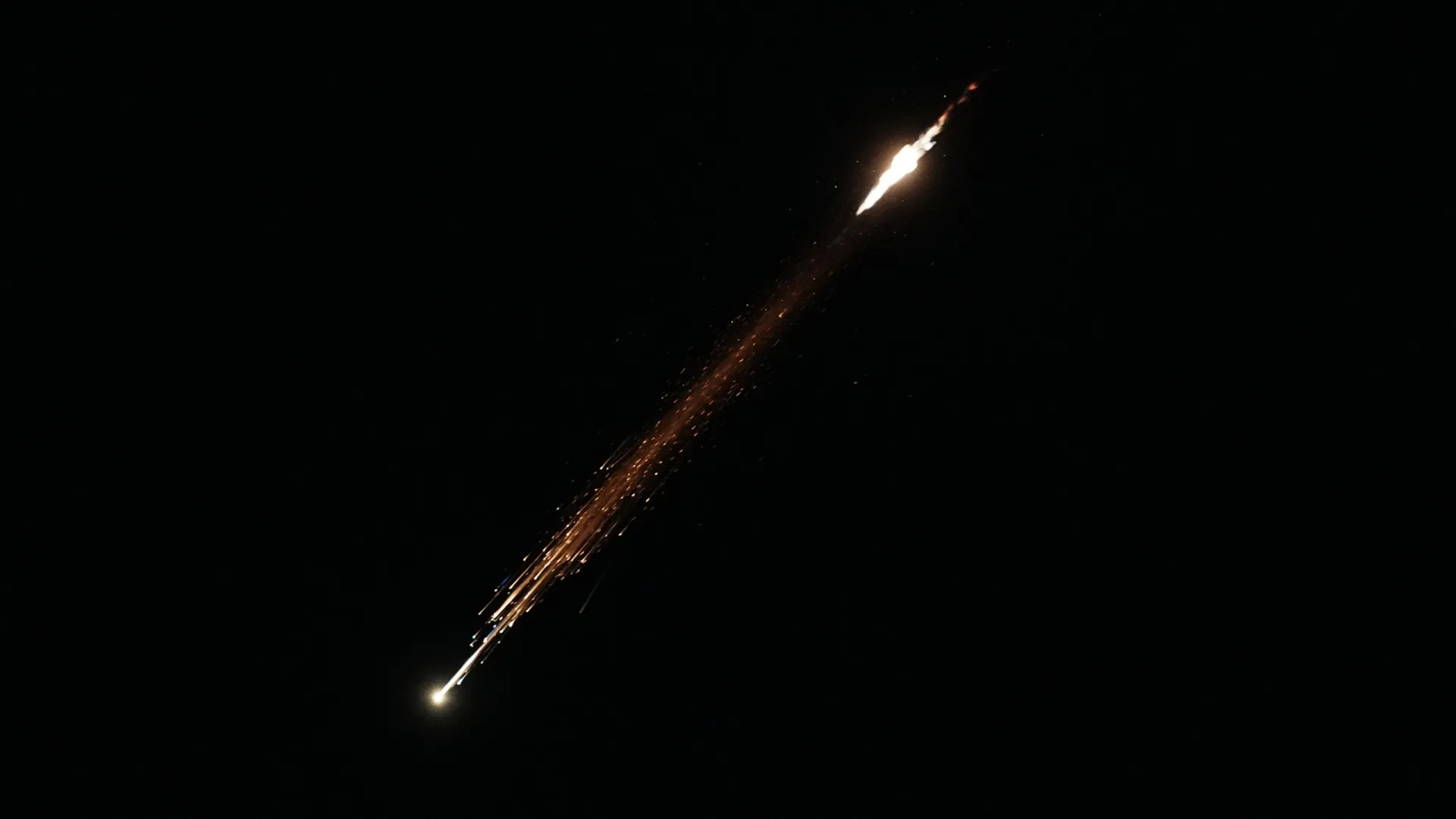 Israel anuncia lançamento de "ampla vaga" de novos ataques contra o Irão