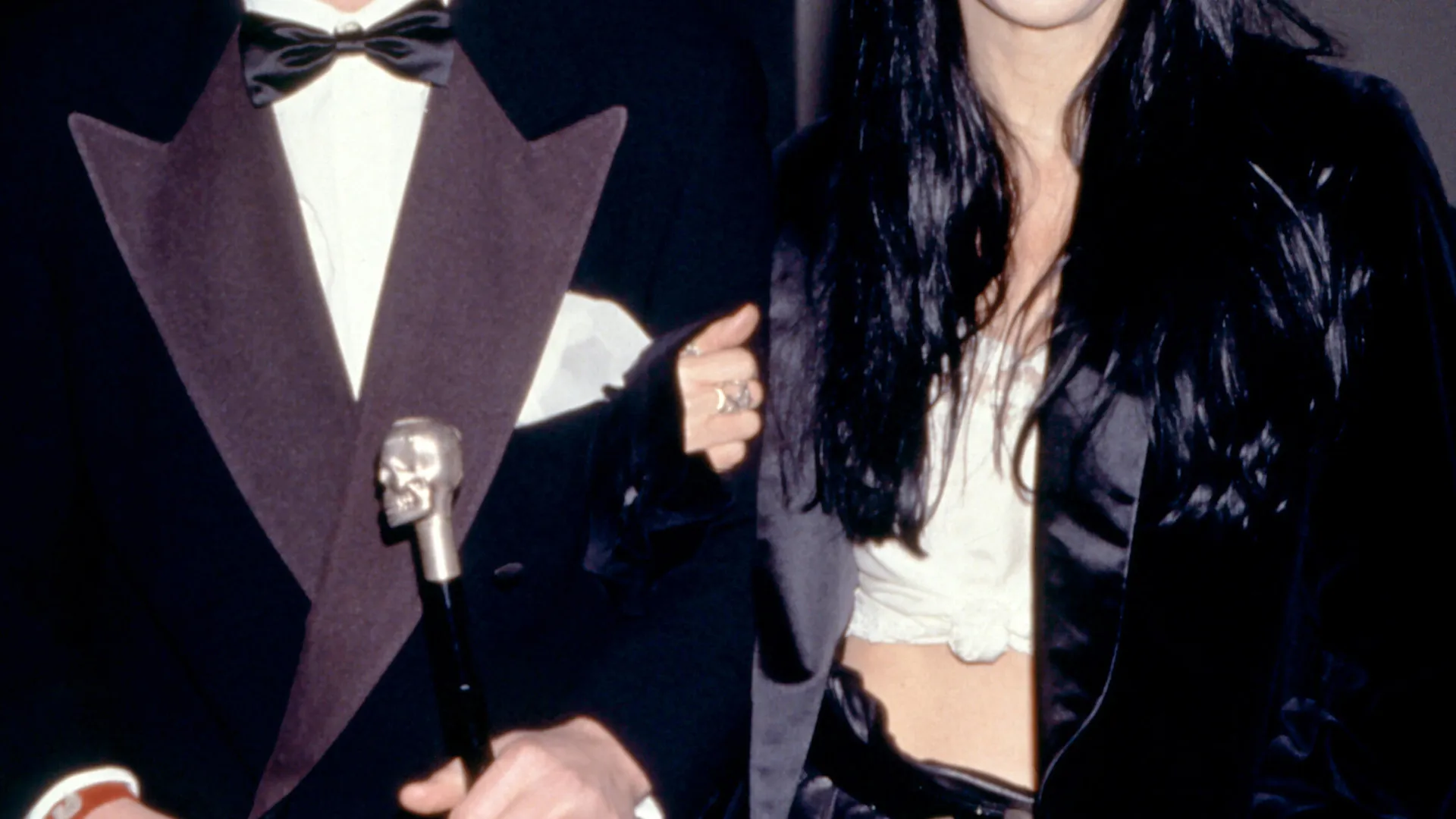 
                    Filho de Cher acusado de invasão de propriedade e agressão 
                