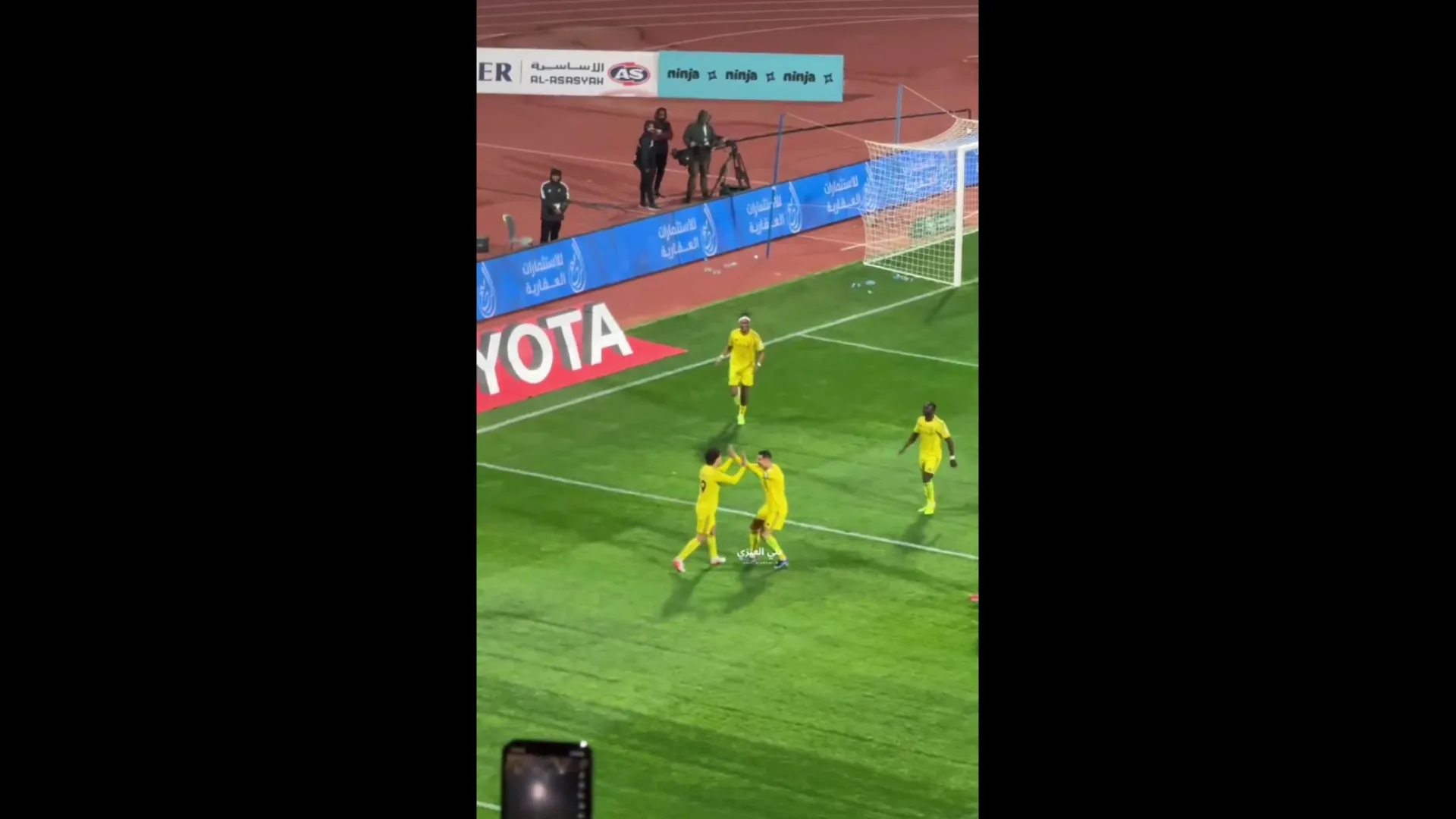 Félix acabou com jejum de golos e reação de Cristiano Ronaldo disse tudo