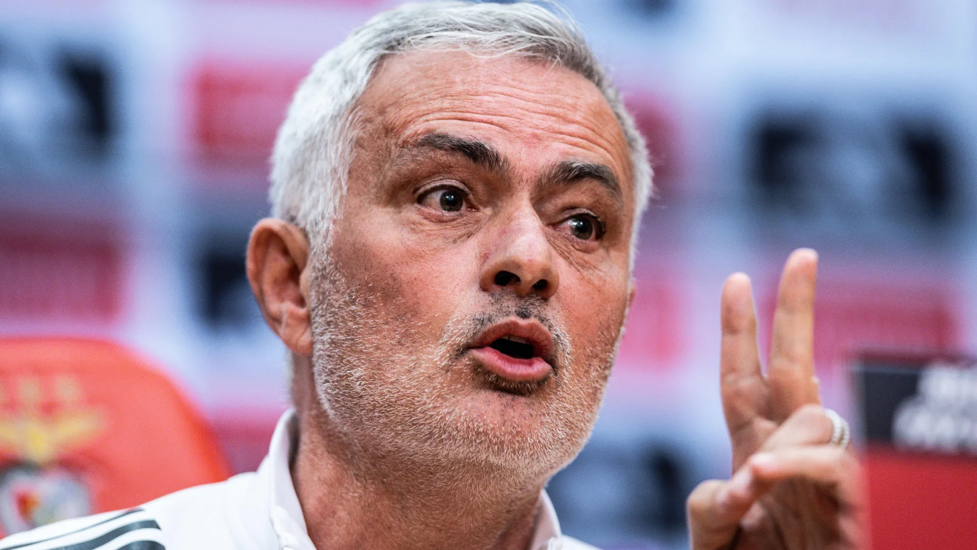 Mourinho falou em campeonato virtual e Benfica revela tabela