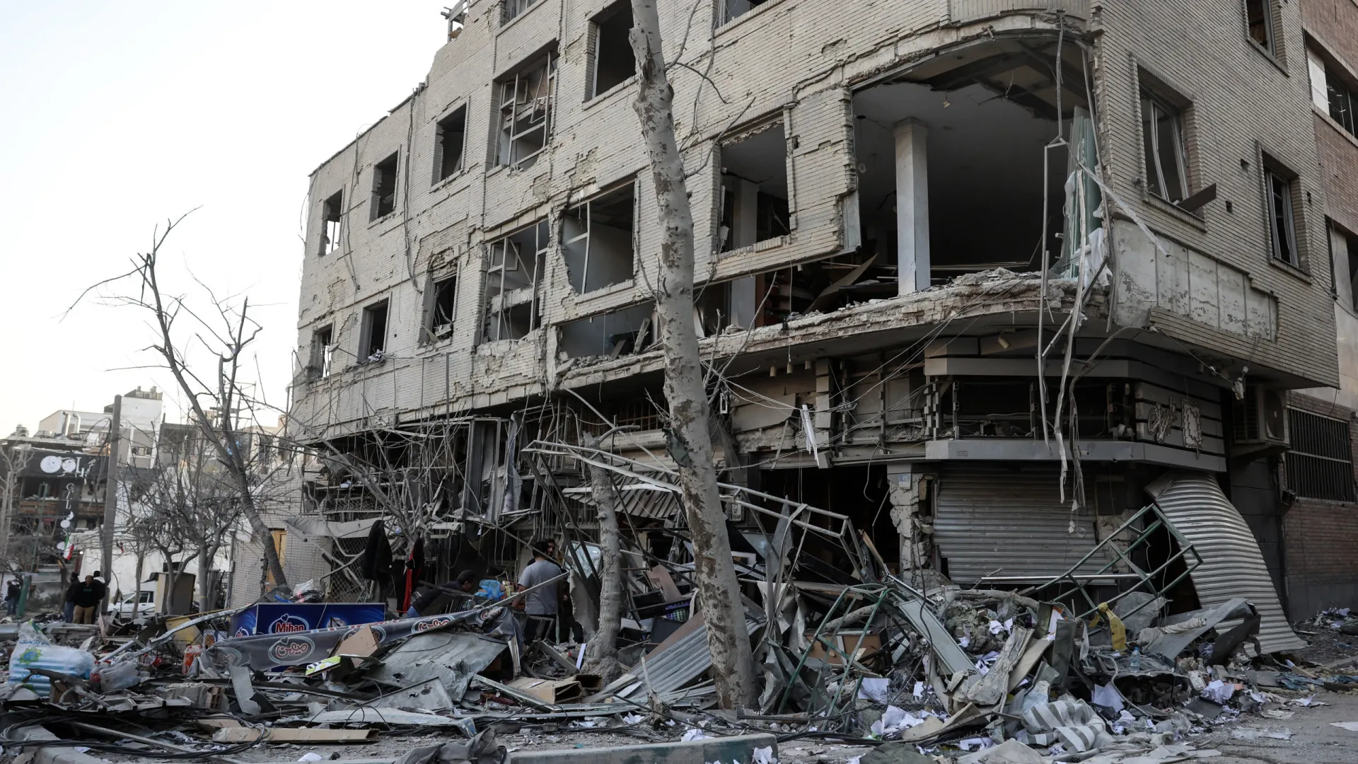 
                    Irão. EUA confirmam nova baixa e sobe para 4 o número de militares mortos
                