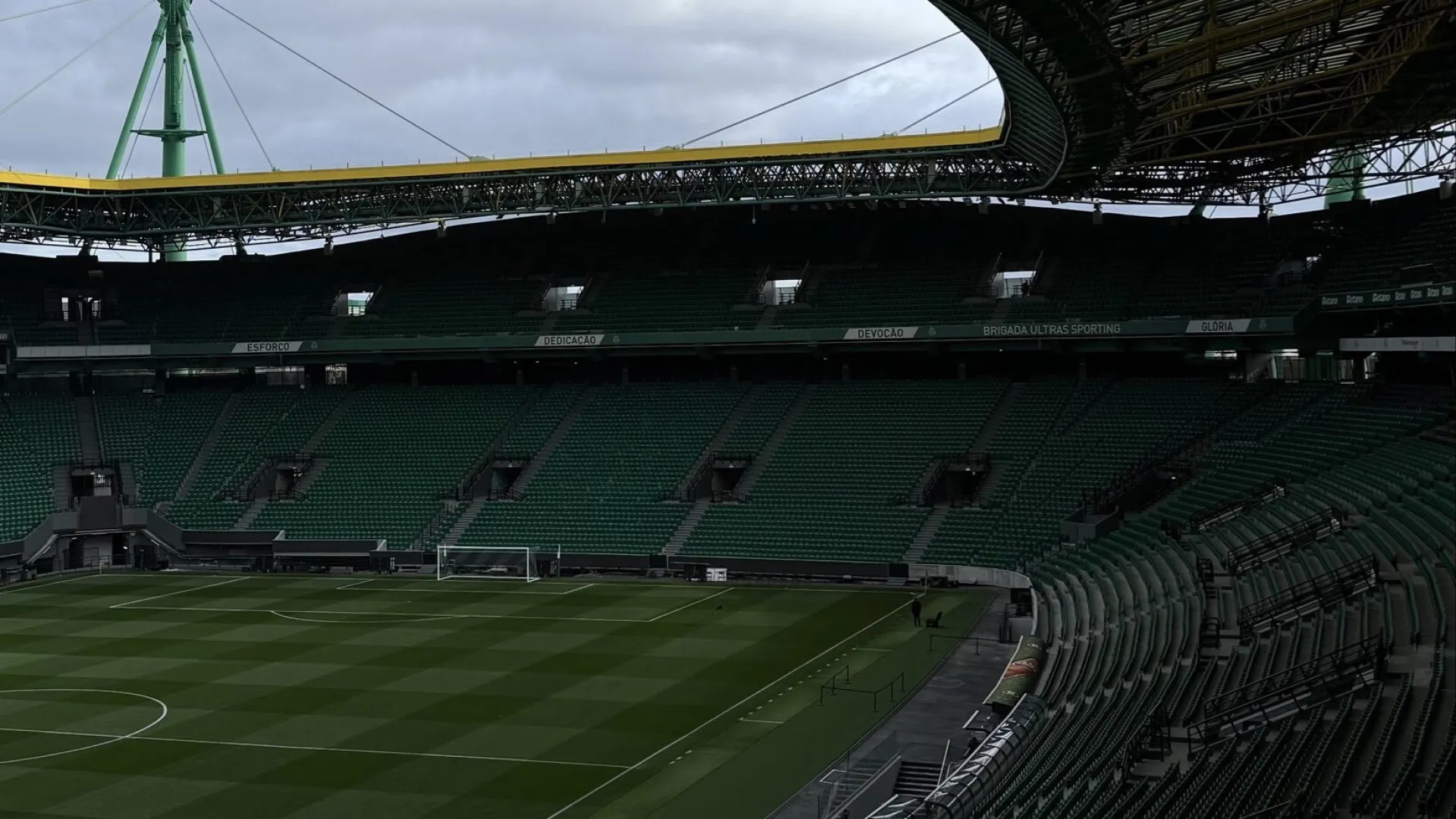 Mundial2030: FIFA já visitou Estádios José Alvalade e da Luz