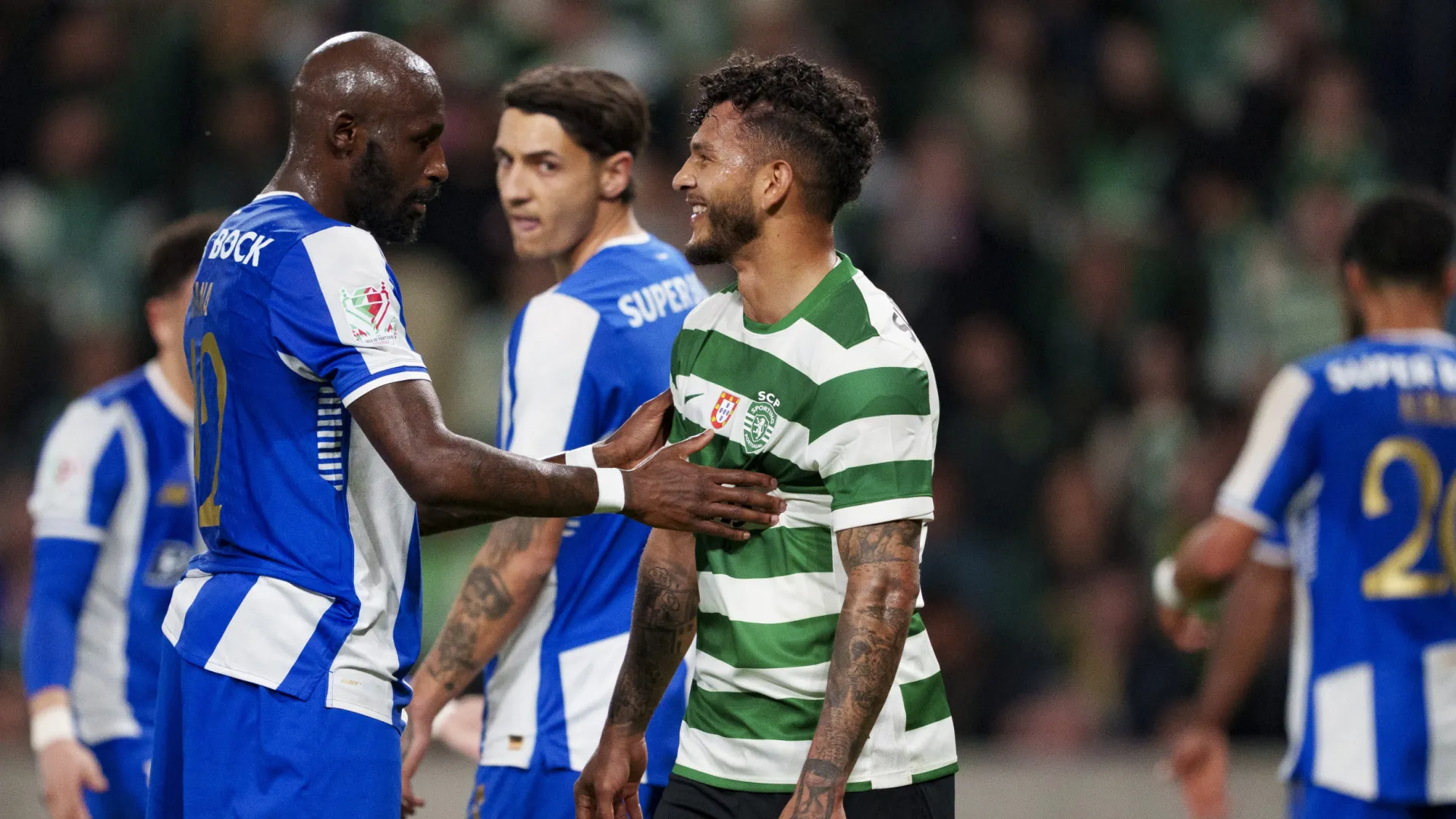 
                    As imagens que não viu na TV no Clássico entre Sporting e FC Porto 
                