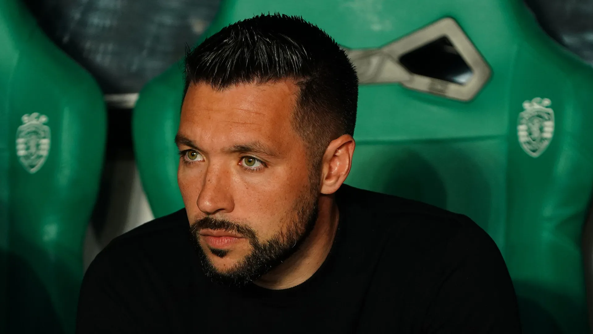 Do intervalo aos "três amarelos". Todas as queixas de Farioli no Clássico