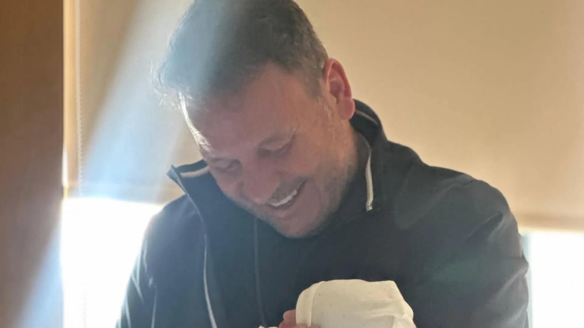 
                    Cândido Costa já foi avô pela primeira vez (e mostra fotografias)
                