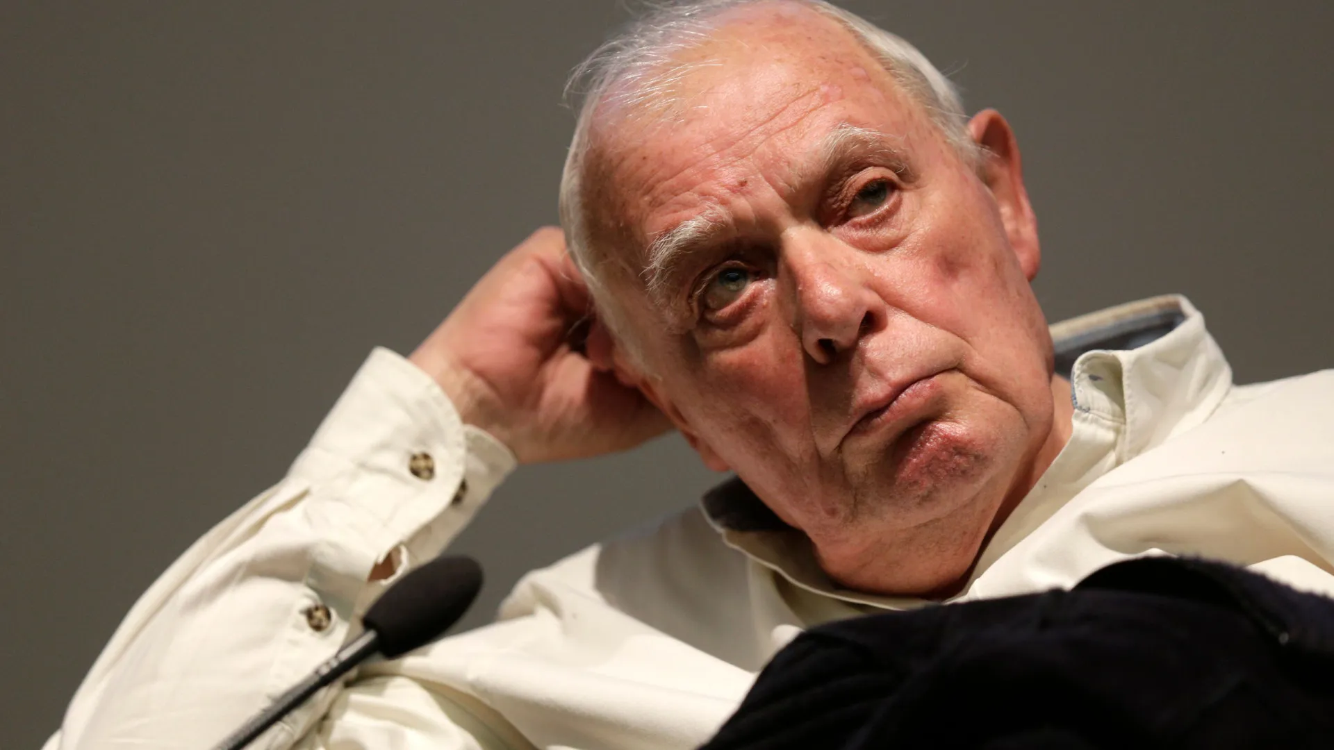 
                    Encenador Nuno Cardoso lamenta morte do seu escritor preferido
                