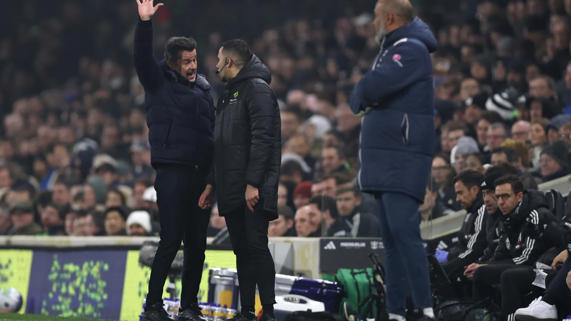 Marco Silva acusa árbitro da Premier League de perseguição ao Fulham