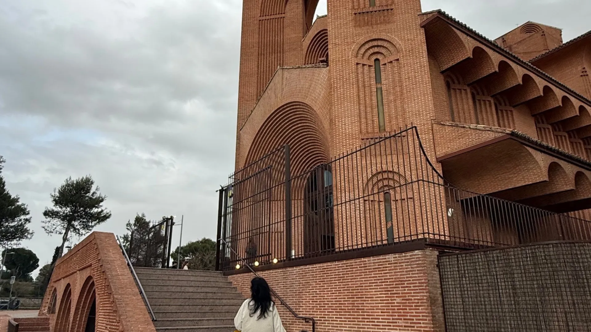 
                    Georgina Rodríguez viaja para Madrid perante guerra
                