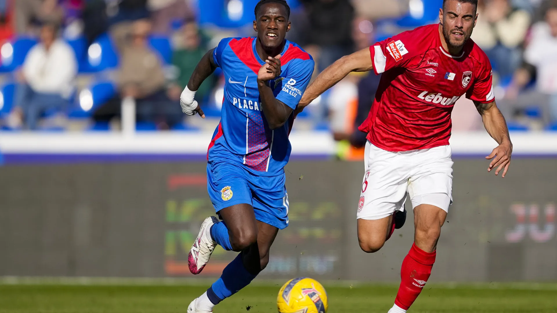 "Forte cheiro a canábis" e o duplo pirete. As multas insólitas na I Liga