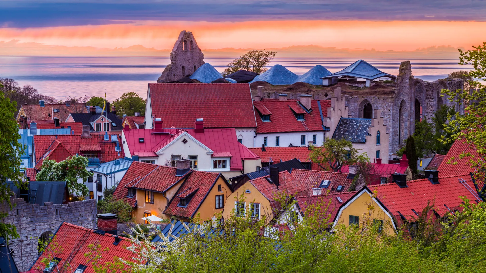 
                    4 destinos na Europa ideais para quem quer fugir às multidões
                