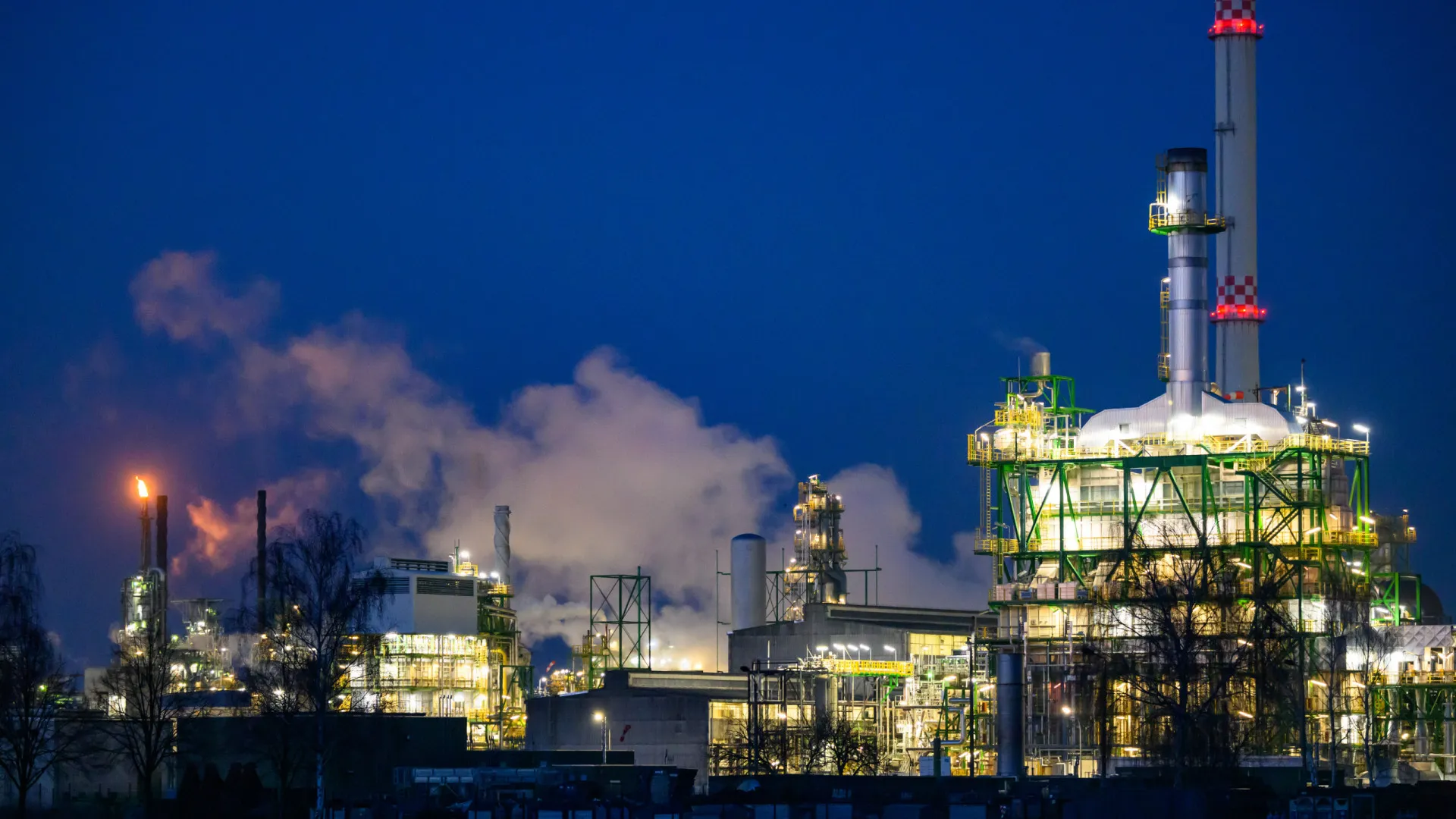 EUA suspendem sanções a subsidiárias alemãs da petrolífera russa Rosneft