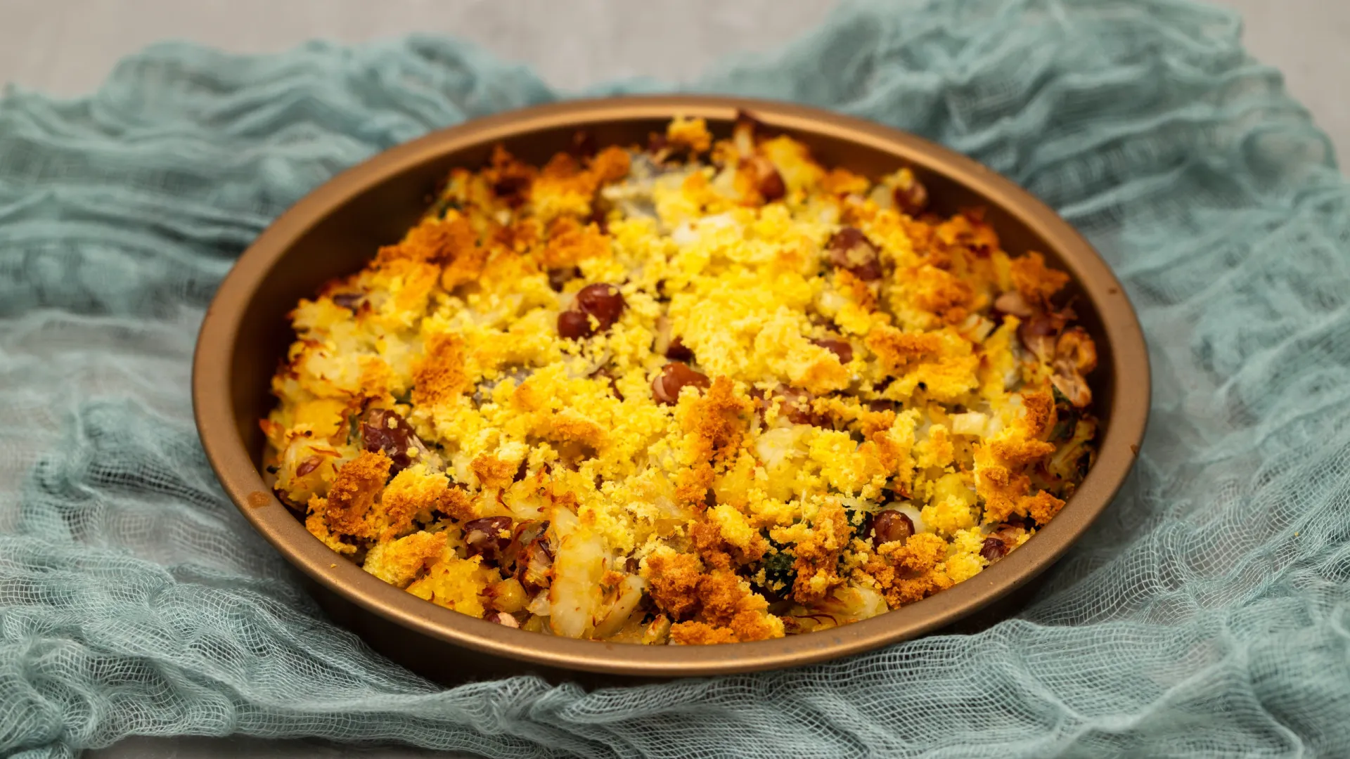 
                    Bacalhau com broa e espinafres. Uma receita deliciosa da tia Cátia
                