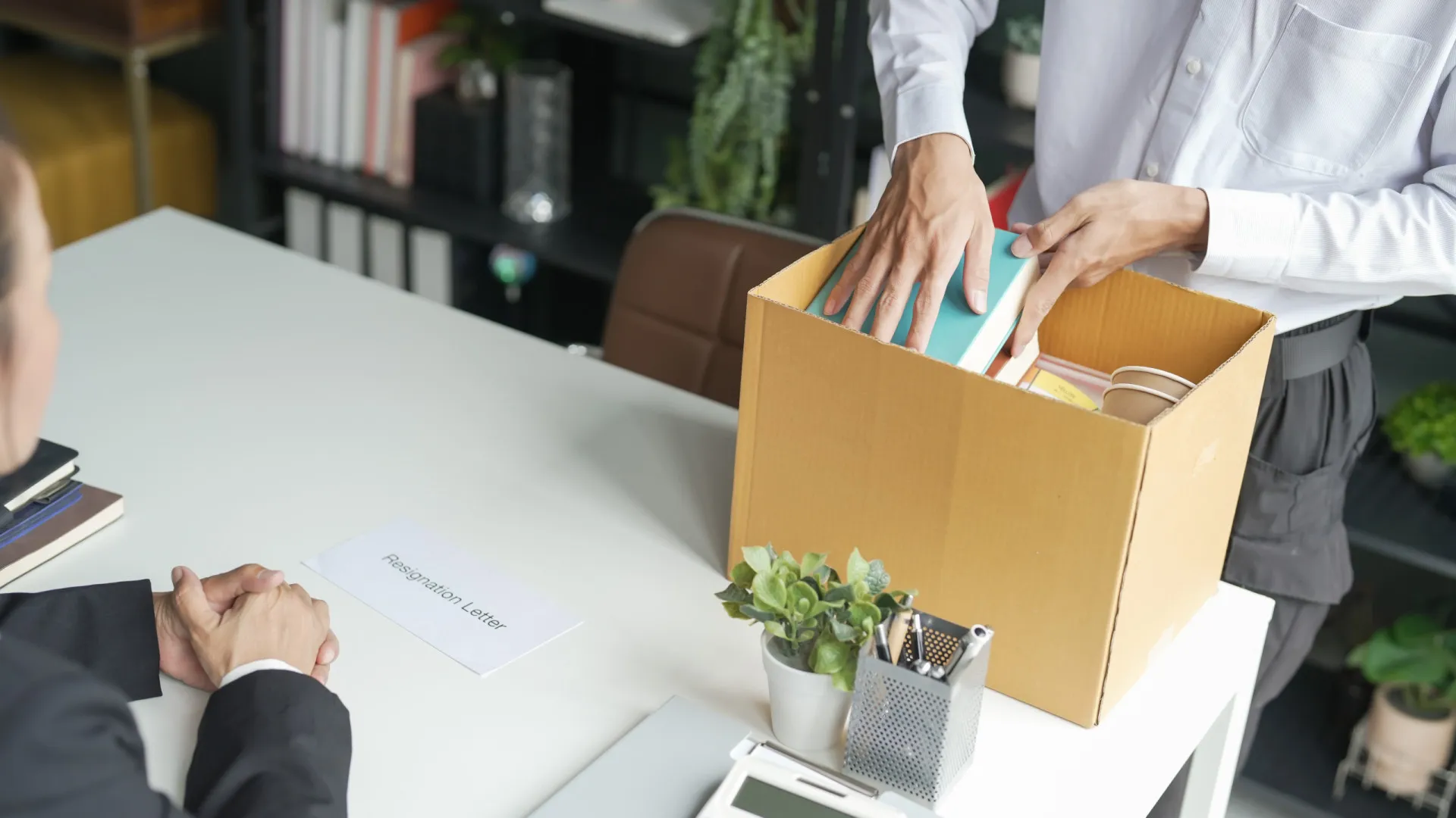 
                    Trabalhador pode ser despedido por faltar injustificadamente ao trabalho?
                